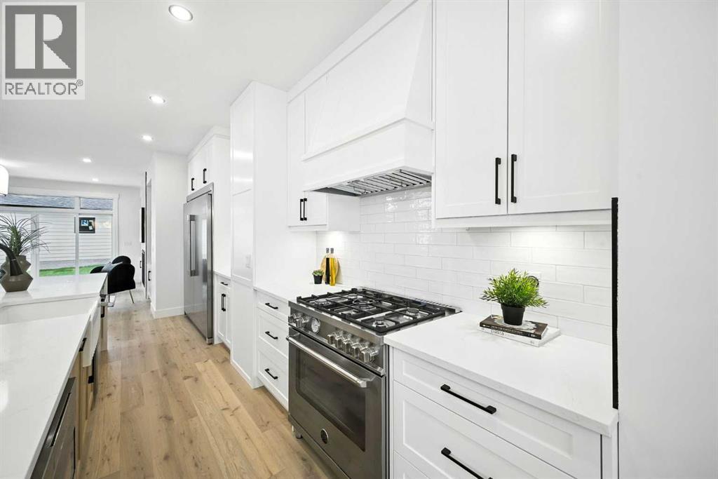 Single Family House for Sale in   Avenue NW Mount Pleasant Calgary 