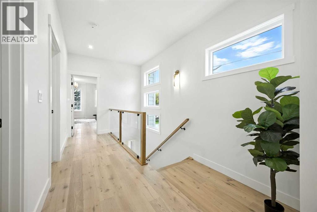 Single Family House for Sale in   Avenue NW Mount Pleasant Calgary 