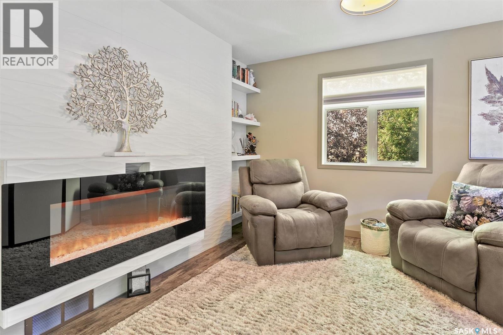 Single Family House 2 Level for Sale in   Heritage GREEN Saskatoon 