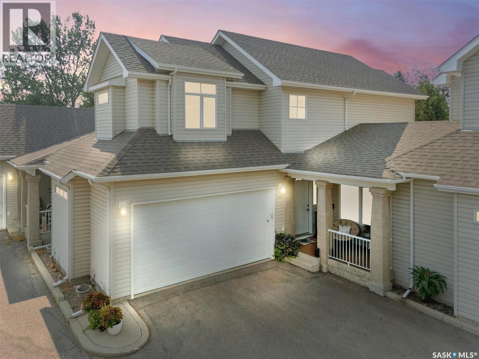 Single Family House 2 Level for Sale in   Heritage GREEN Saskatoon 