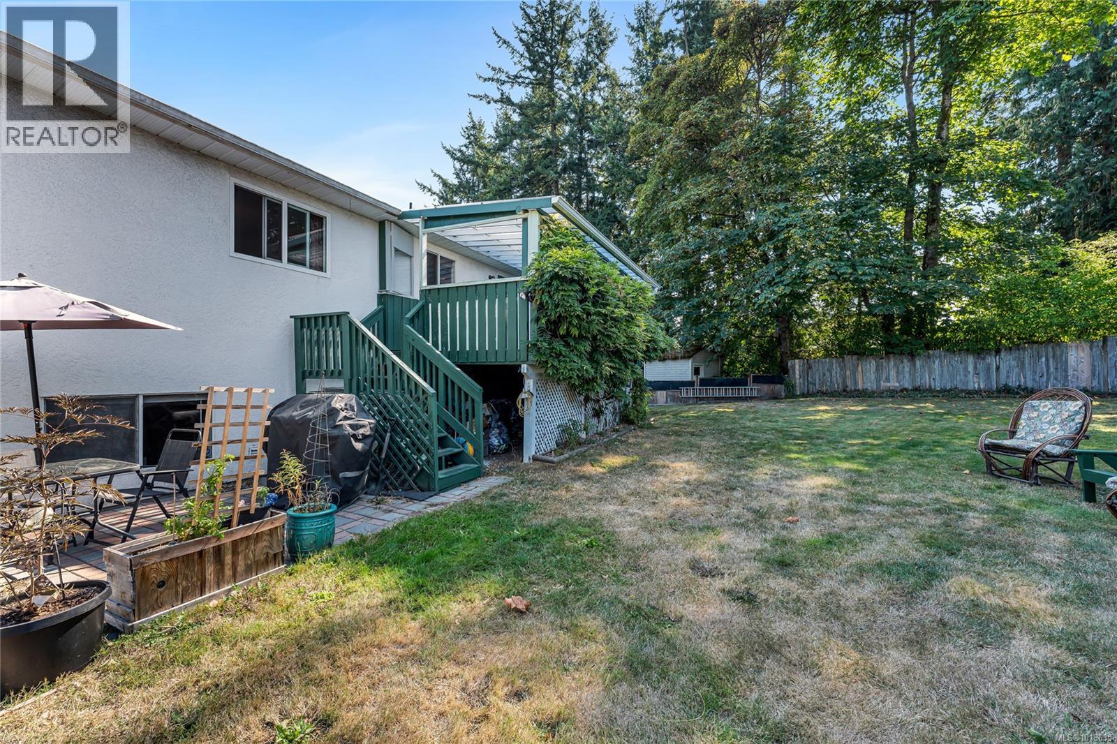 7678 Grieve Cres, Central Saanich