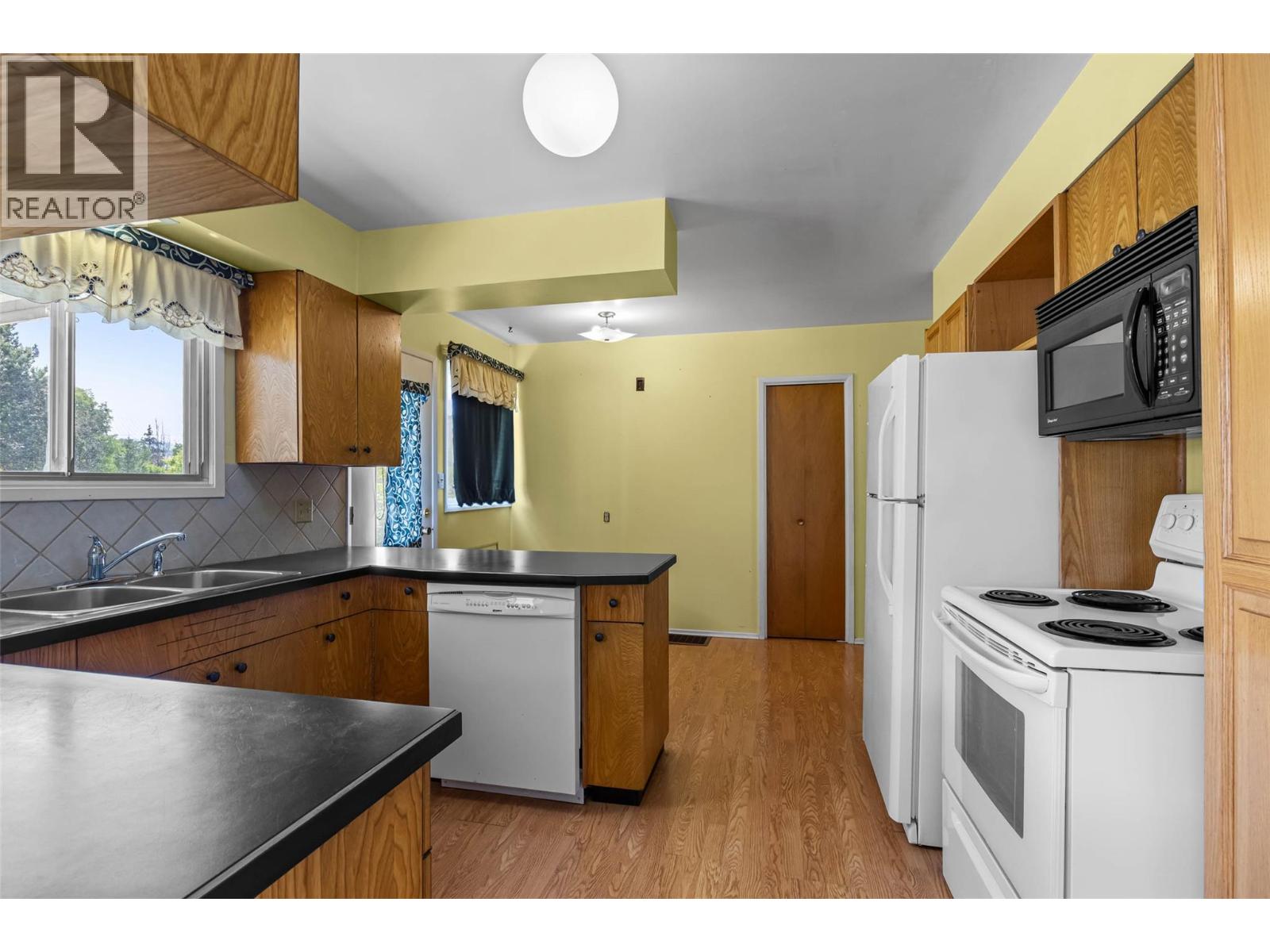 847 Hysop Road, Chase