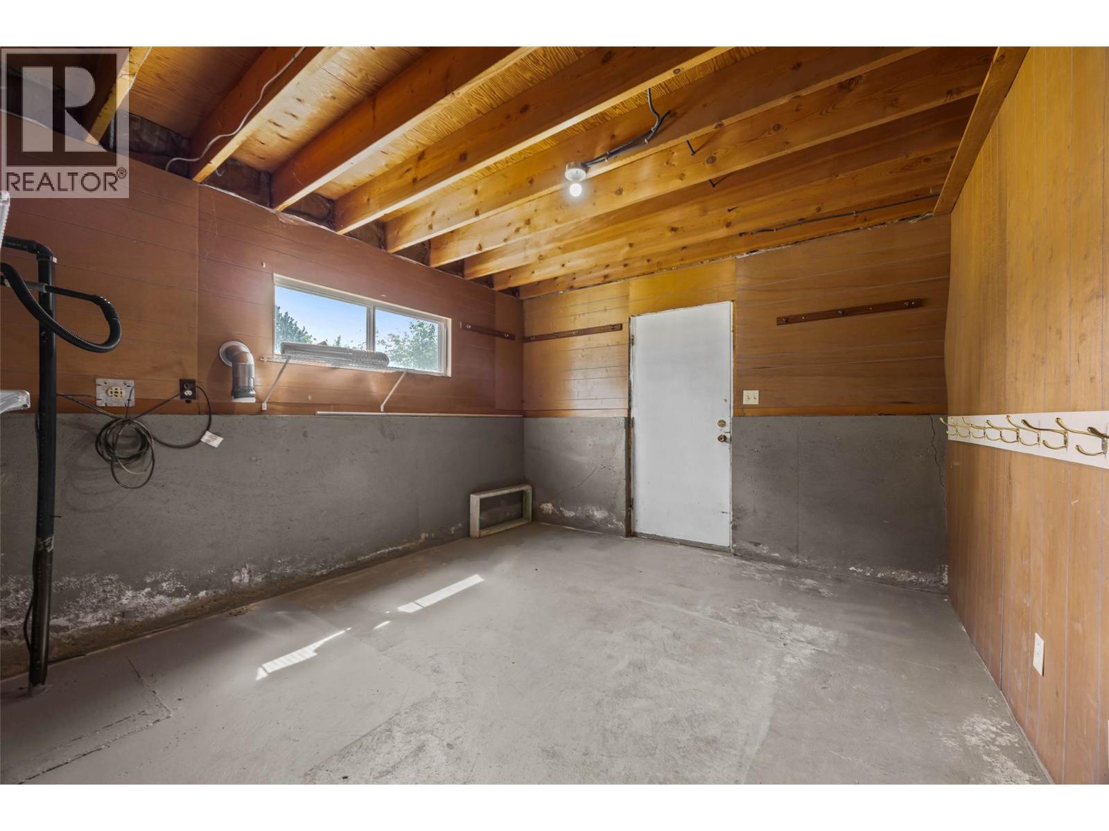 847 Hysop Road, Chase
