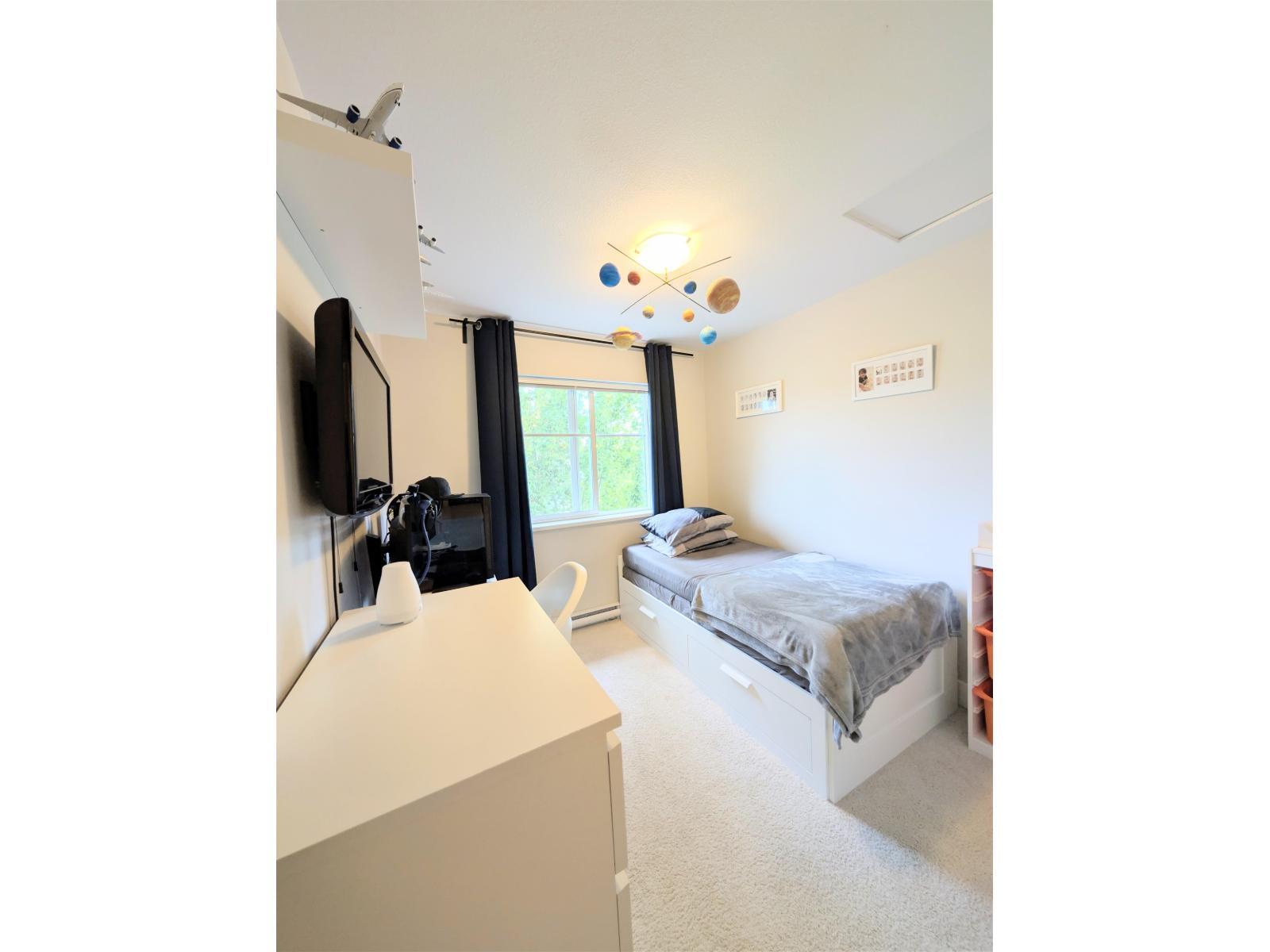 113 19433 68 AVENUE, Surrey