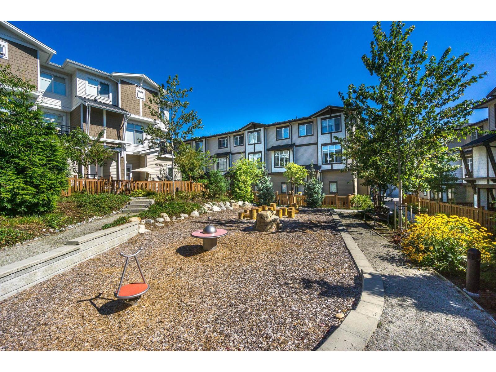 113 19433 68 AVENUE, Surrey