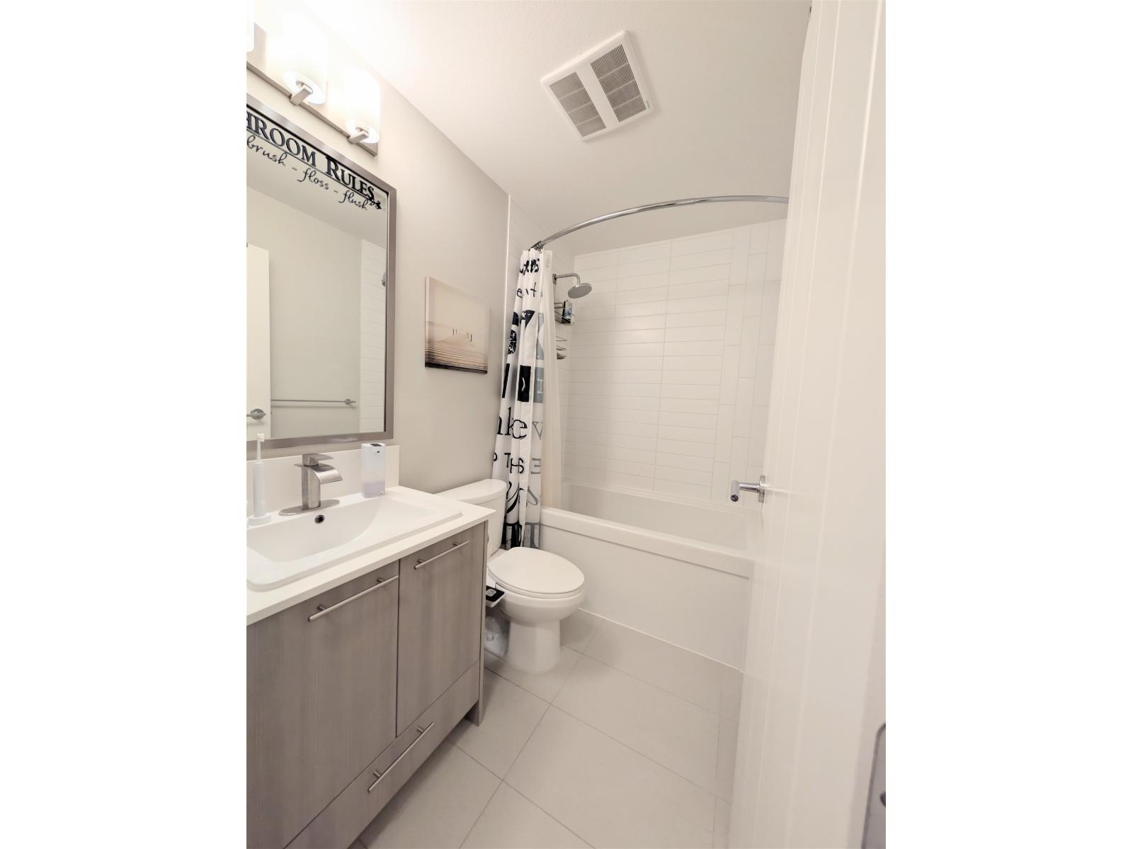 113 19433 68 AVENUE, Surrey