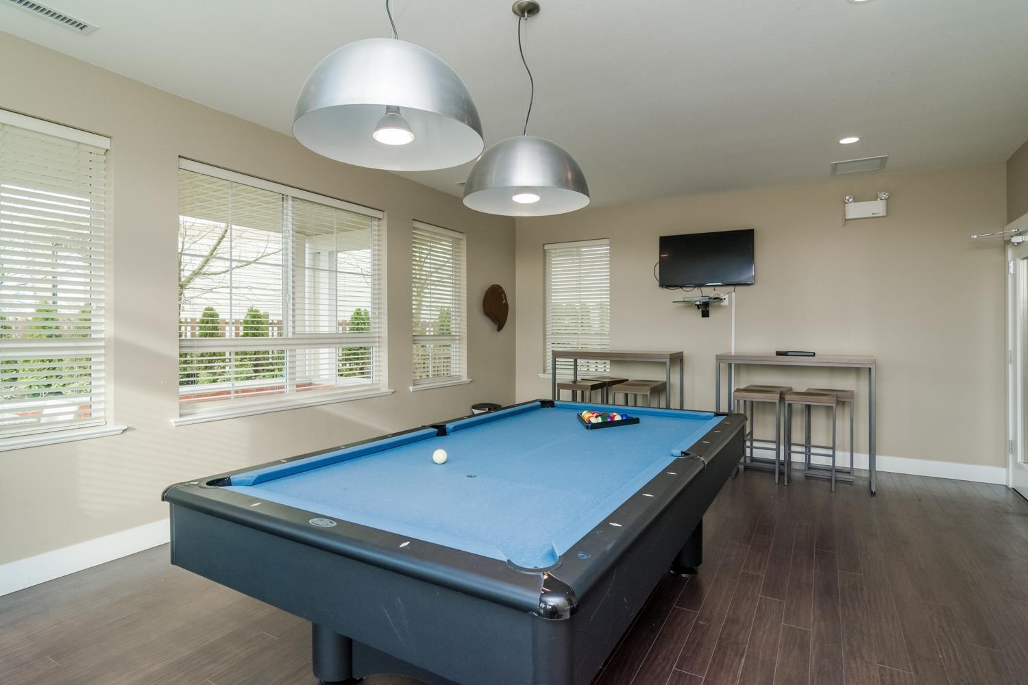 113 19433 68 AVENUE, Surrey