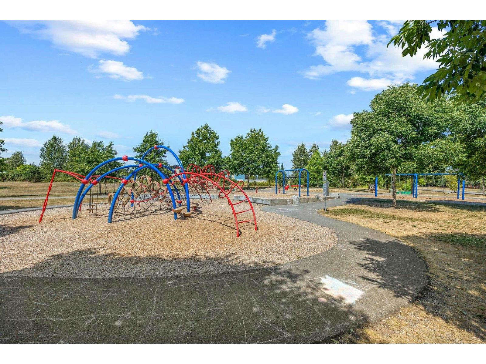 113 19433 68 AVENUE, Surrey