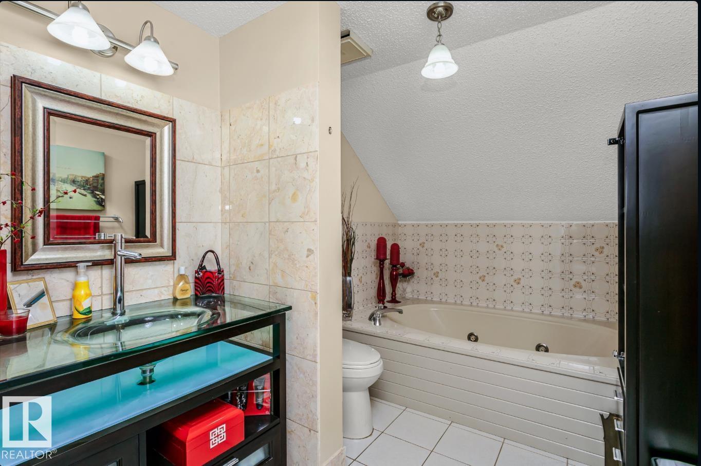 53310 RR 221 229 Hunter’s Hill NW, Rural Strathcona County