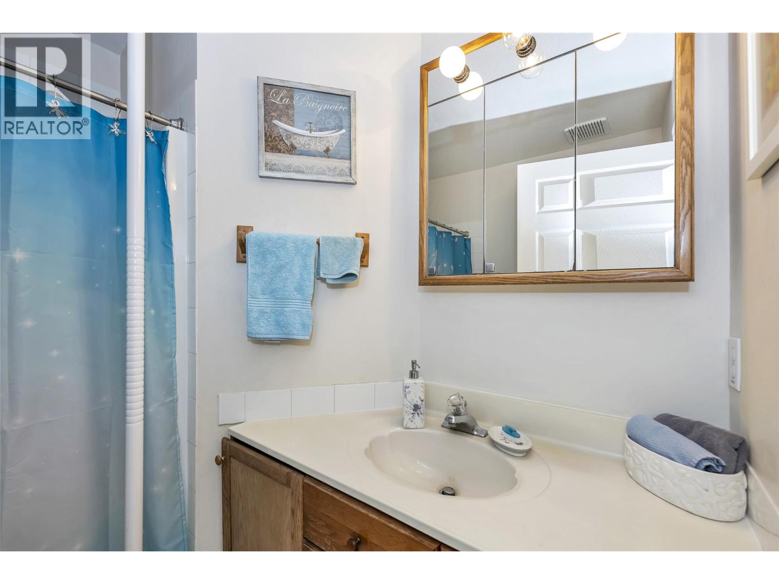 2260 Wilson Avenue, Armstrong