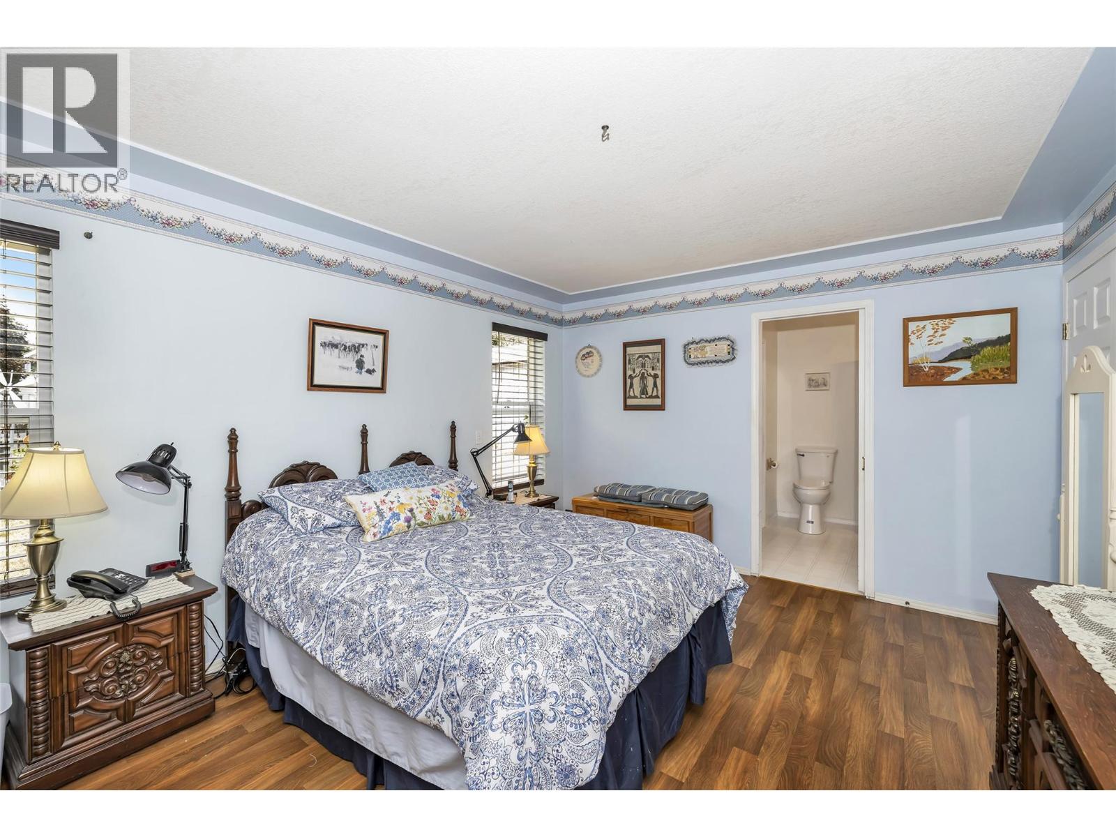 2260 Wilson Avenue, Armstrong