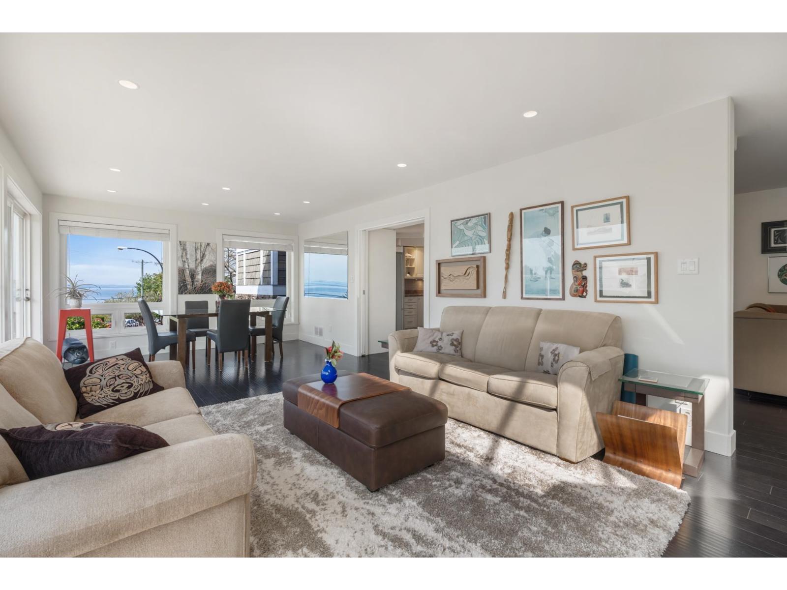 15145 VICTORIA AVENUE, White Rock