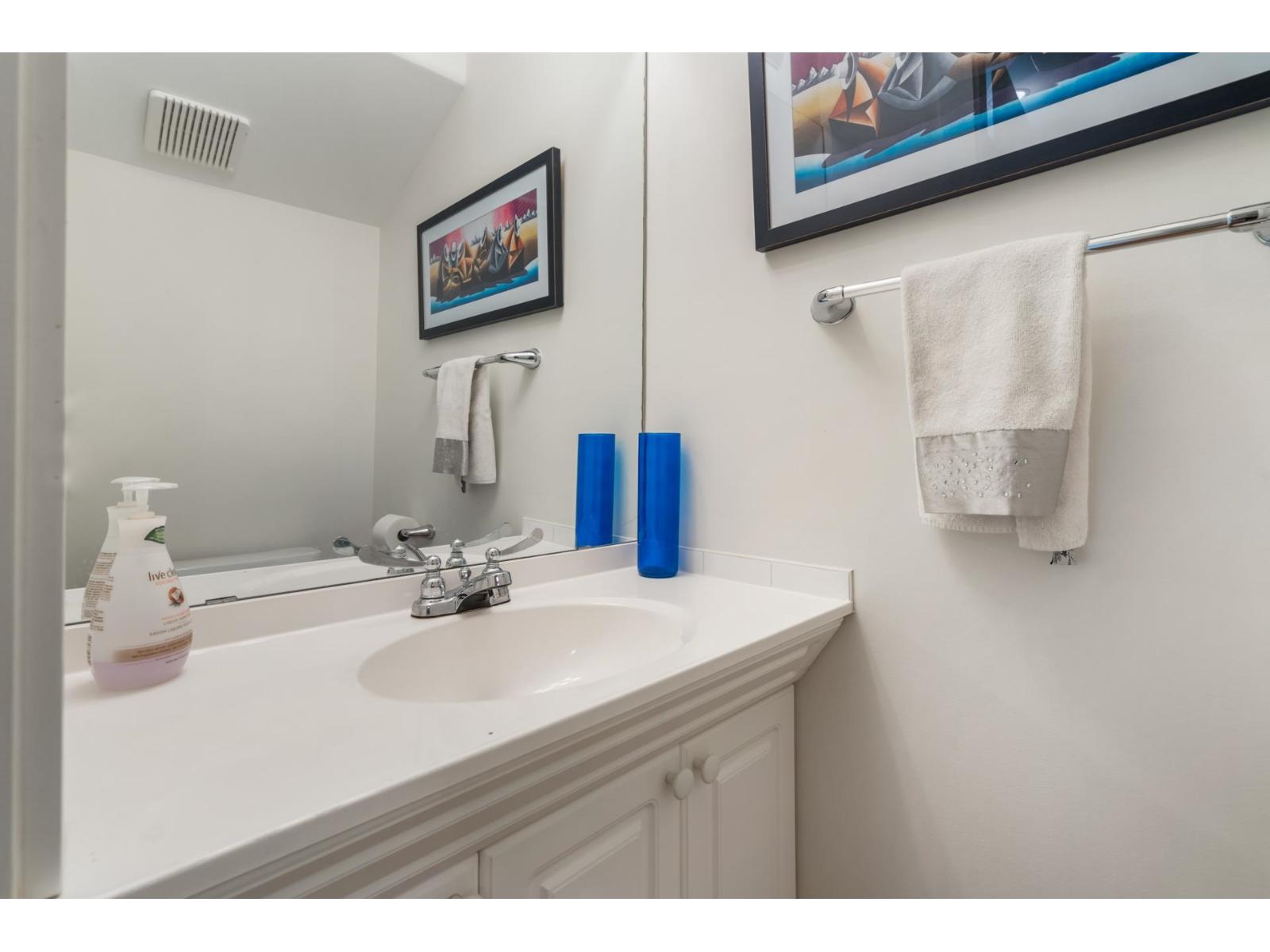 15145 VICTORIA AVENUE, White Rock