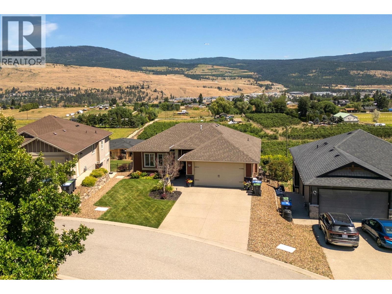 9761 Crofton Road, Lake Country