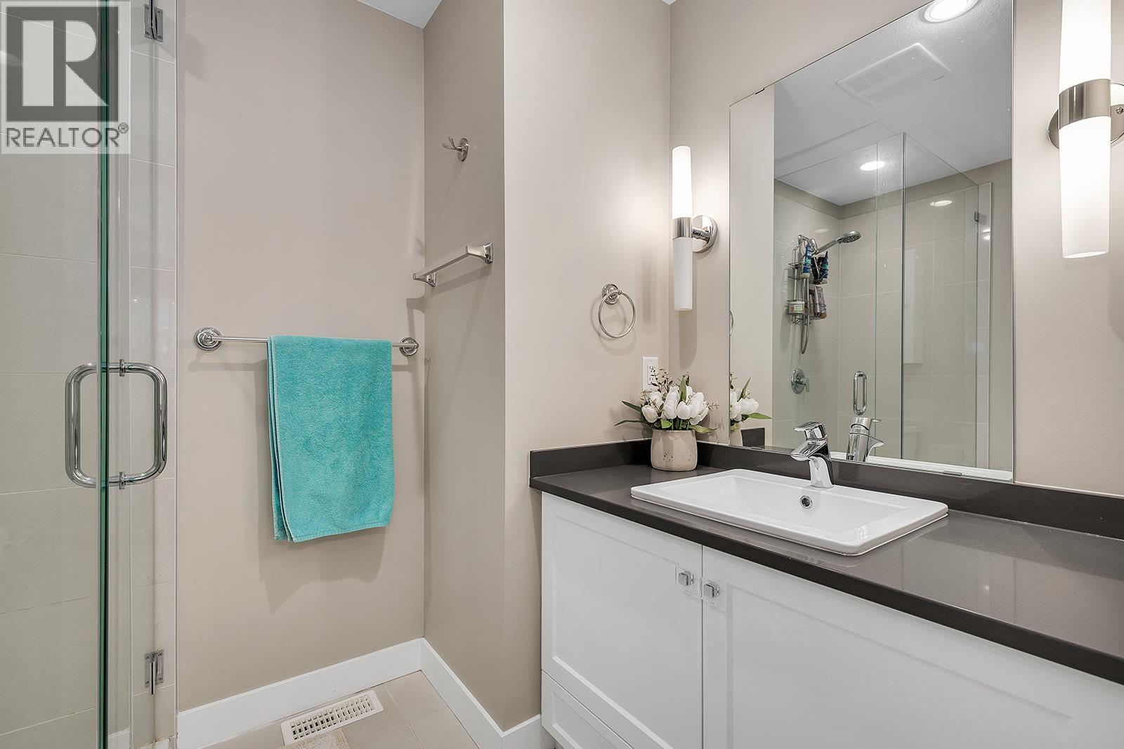 24 2490 Tuscany Drive, West Kelowna