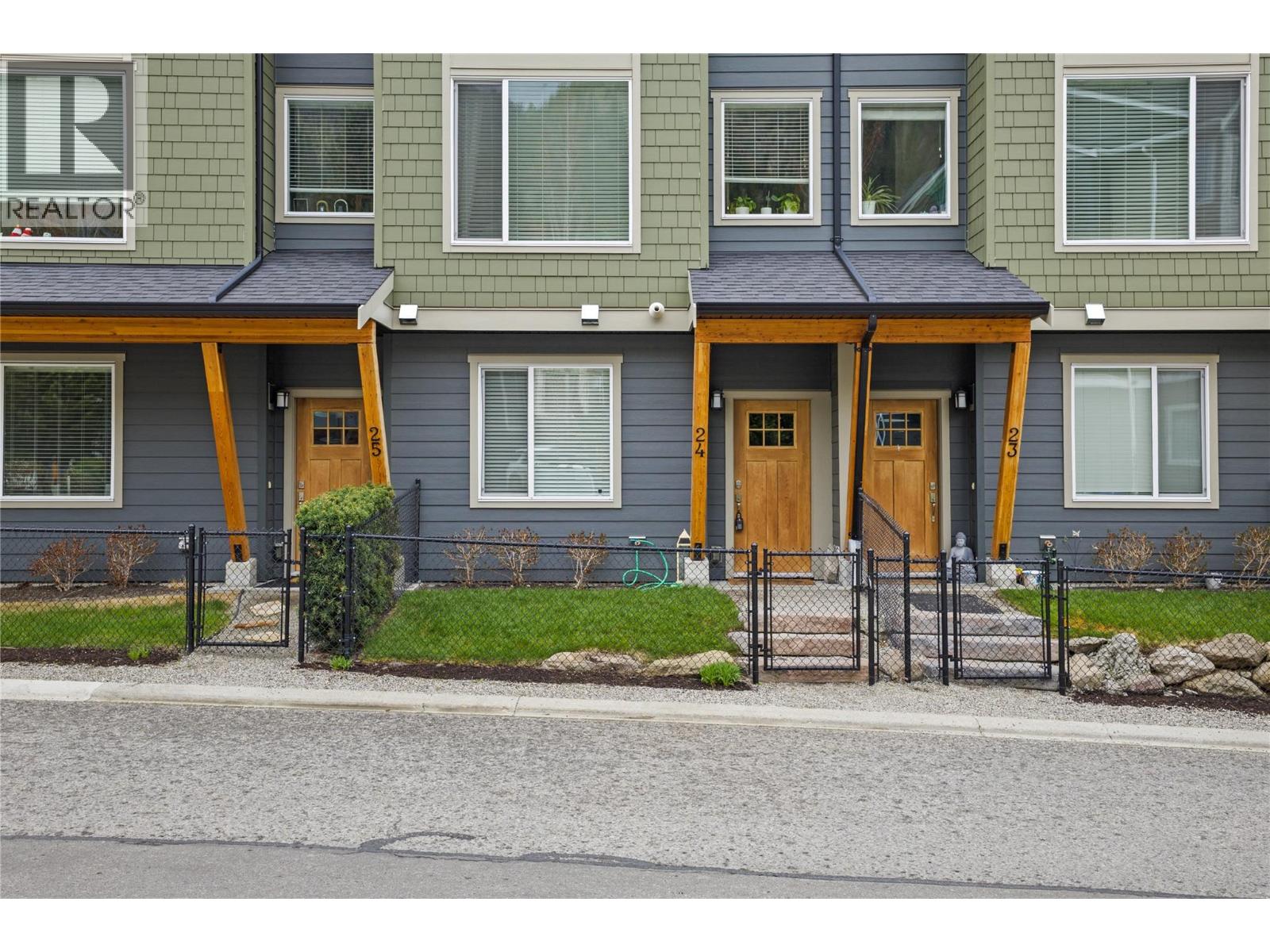 24 2490 Tuscany Drive, West Kelowna