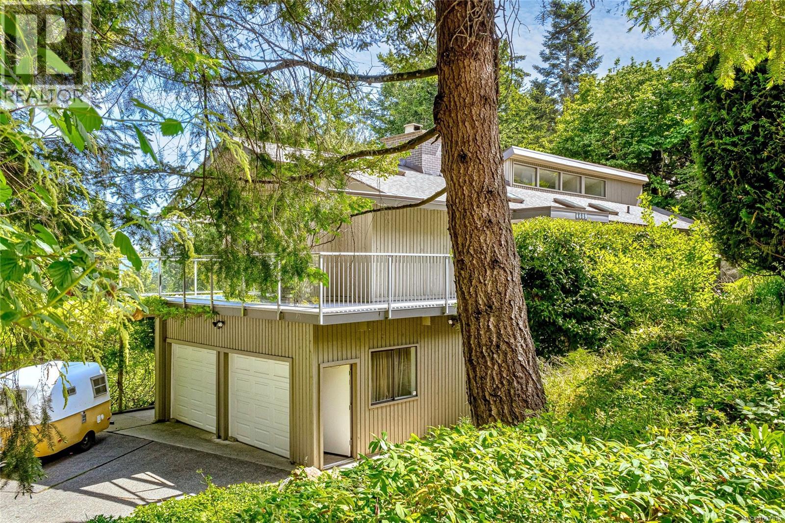  4689 Boulderwood Drive, Saanich