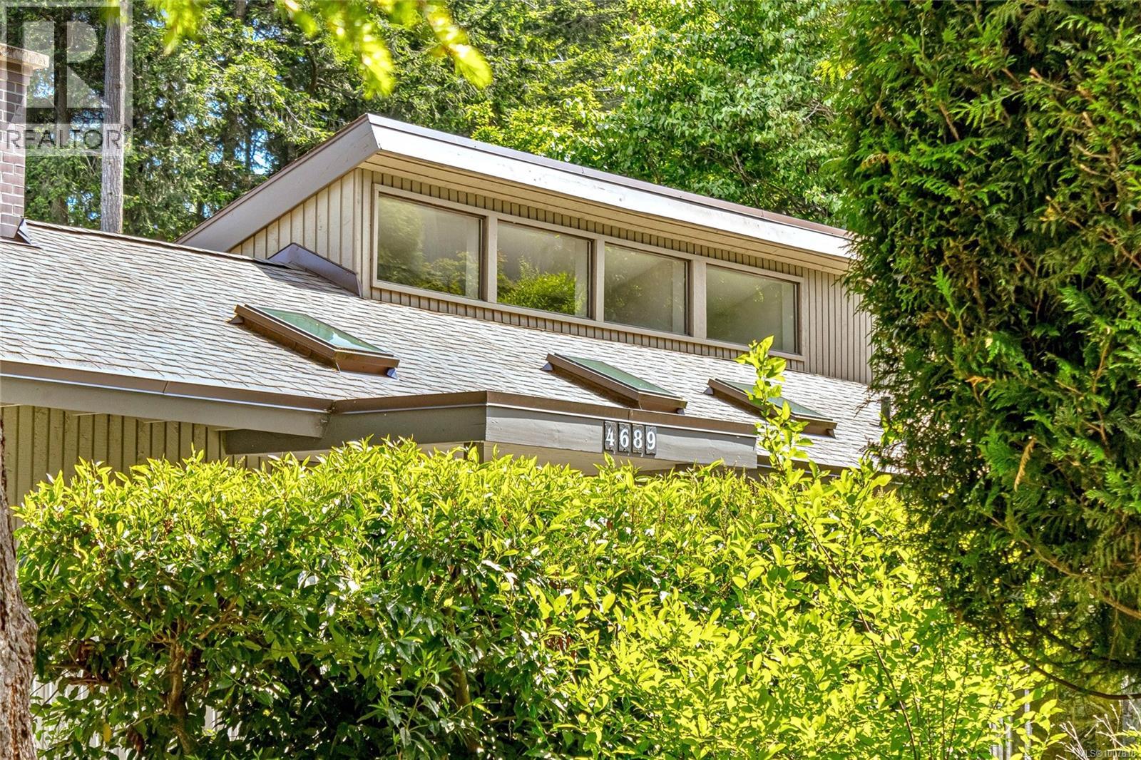  4689 Boulderwood Drive, Saanich