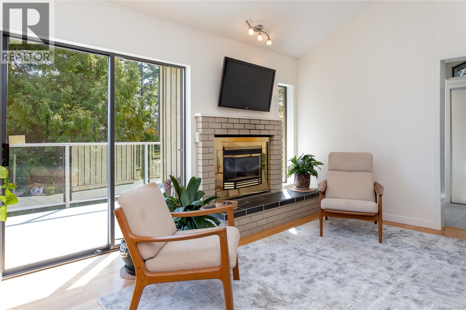  4689 Boulderwood Drive, Saanich