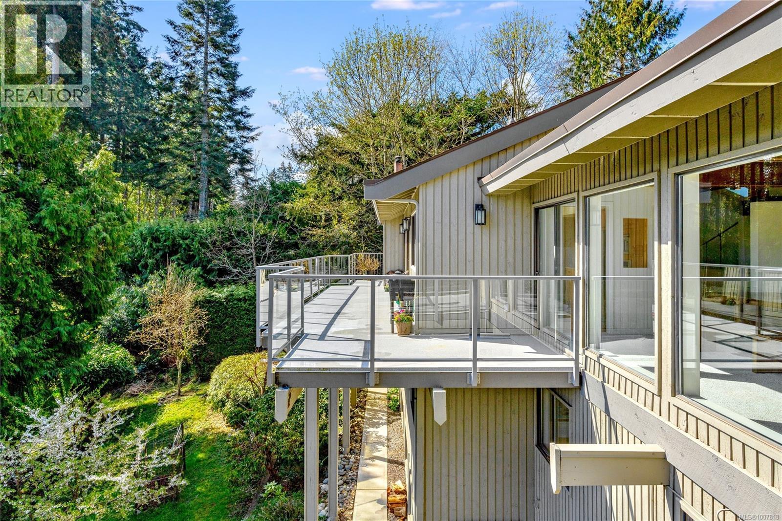  4689 Boulderwood Drive, Saanich
