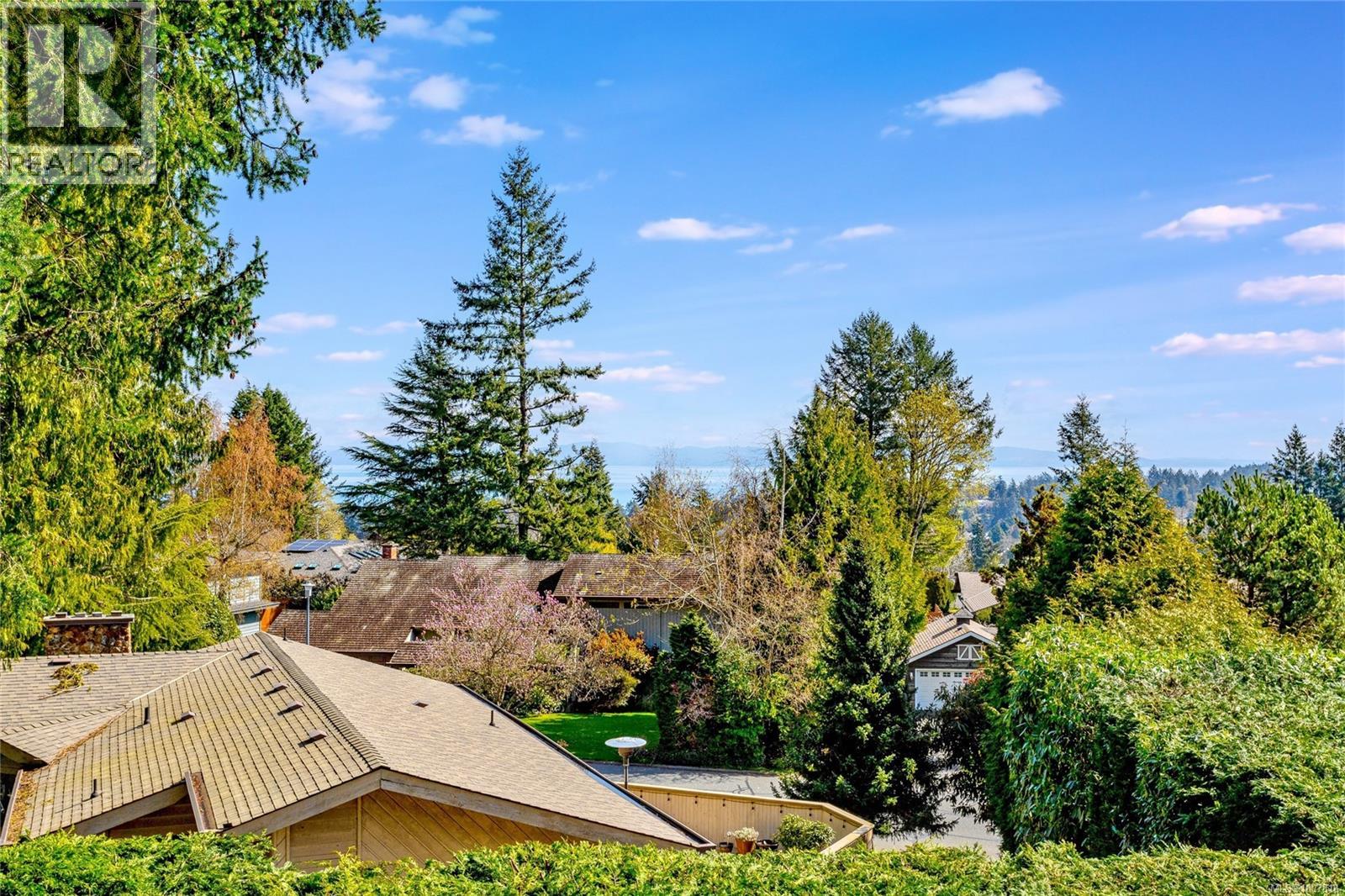  4689 Boulderwood Drive, Saanich