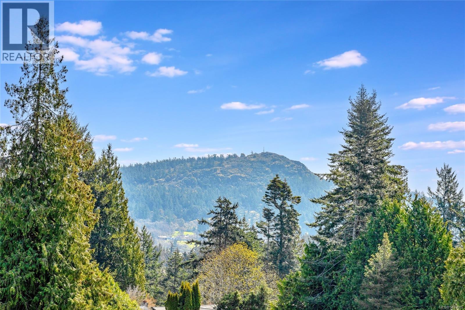  4689 Boulderwood Drive, Saanich