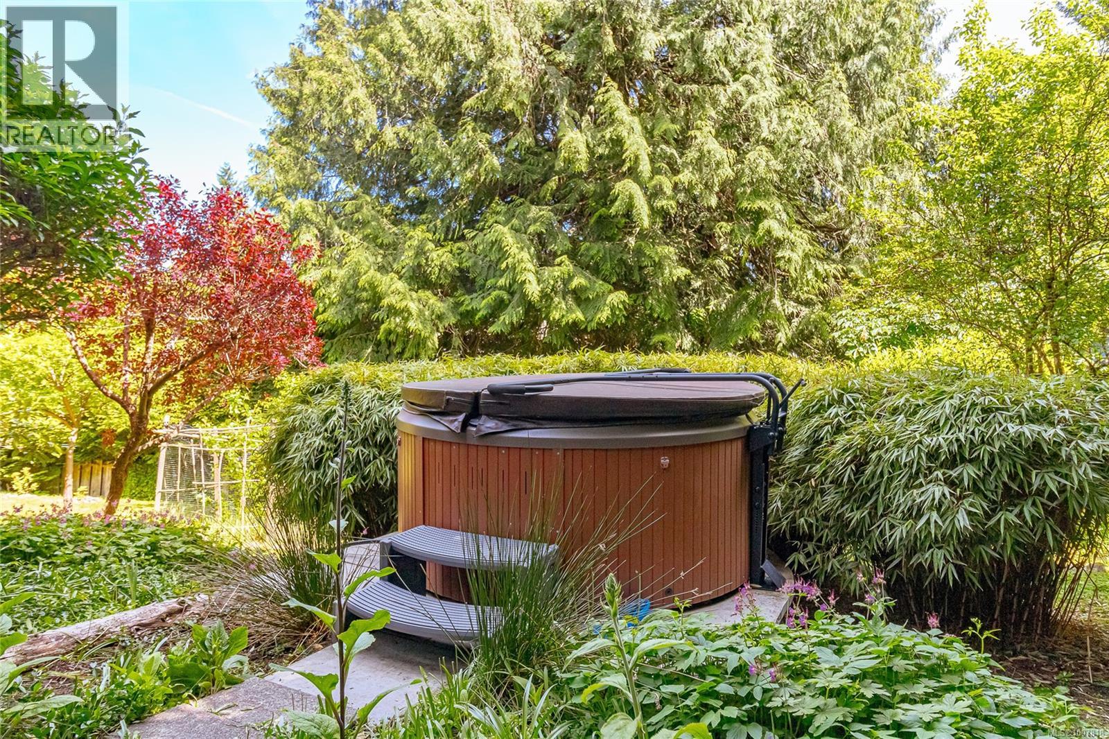  4689 Boulderwood Drive, Saanich