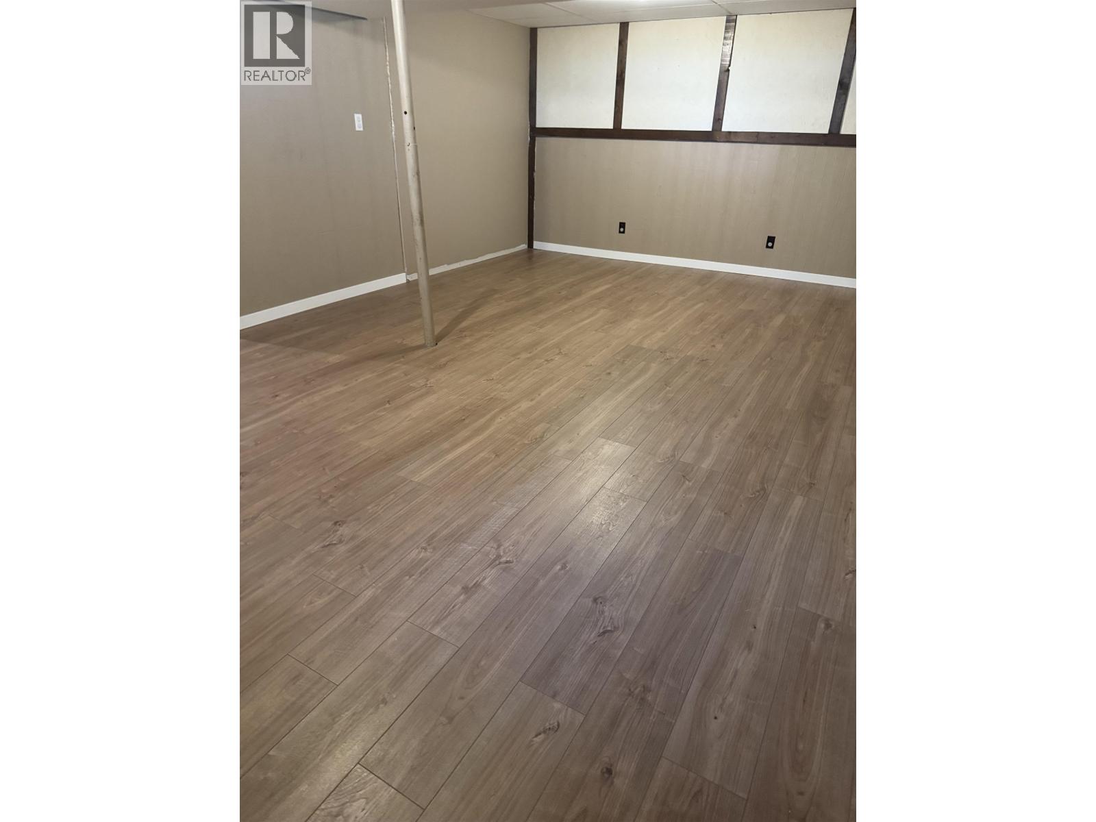 417 CENTENNIAL DRIVE, Mackenzie