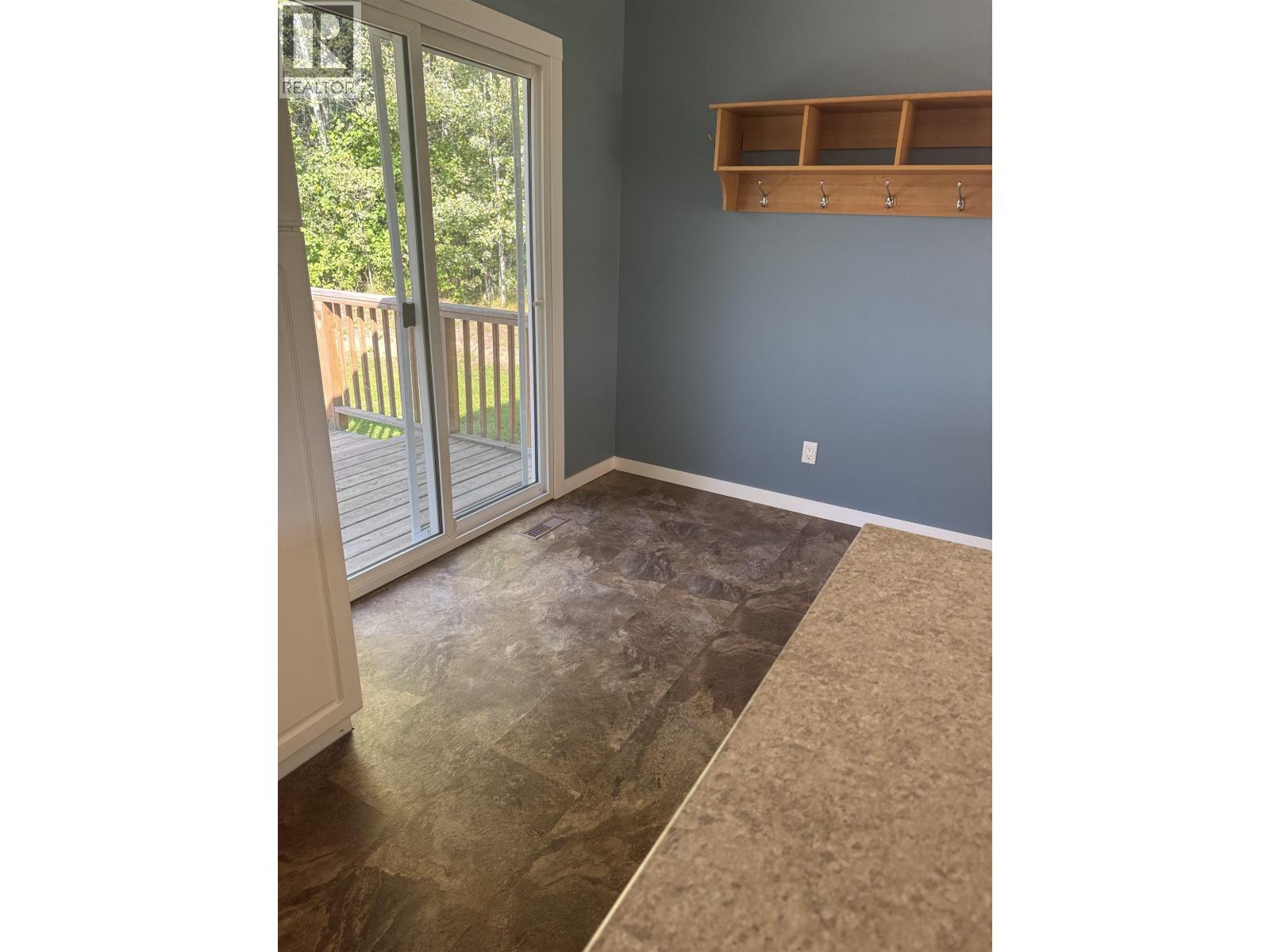 417 CENTENNIAL DRIVE, Mackenzie