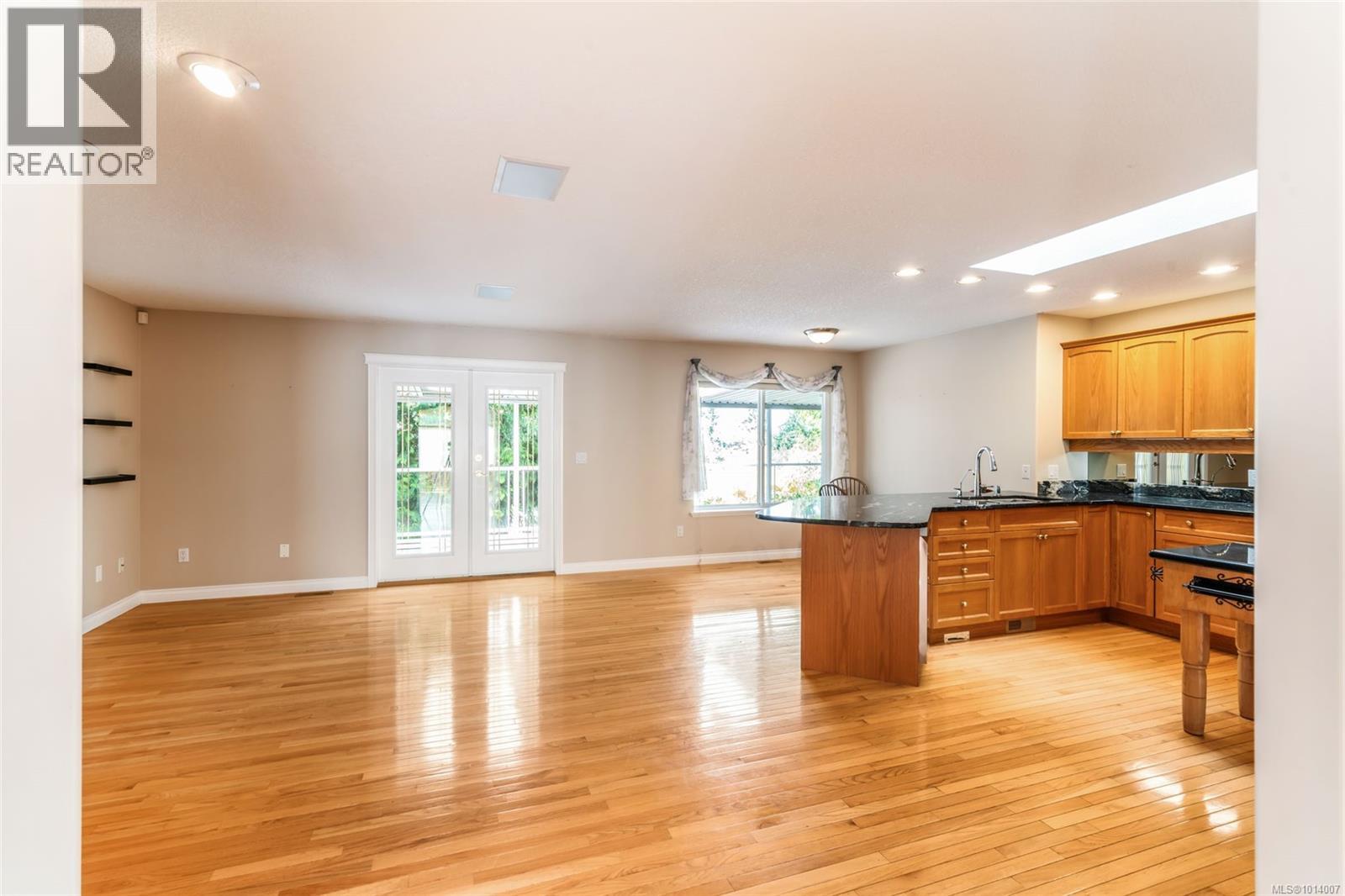 133 Hamilton Ave, Parksville