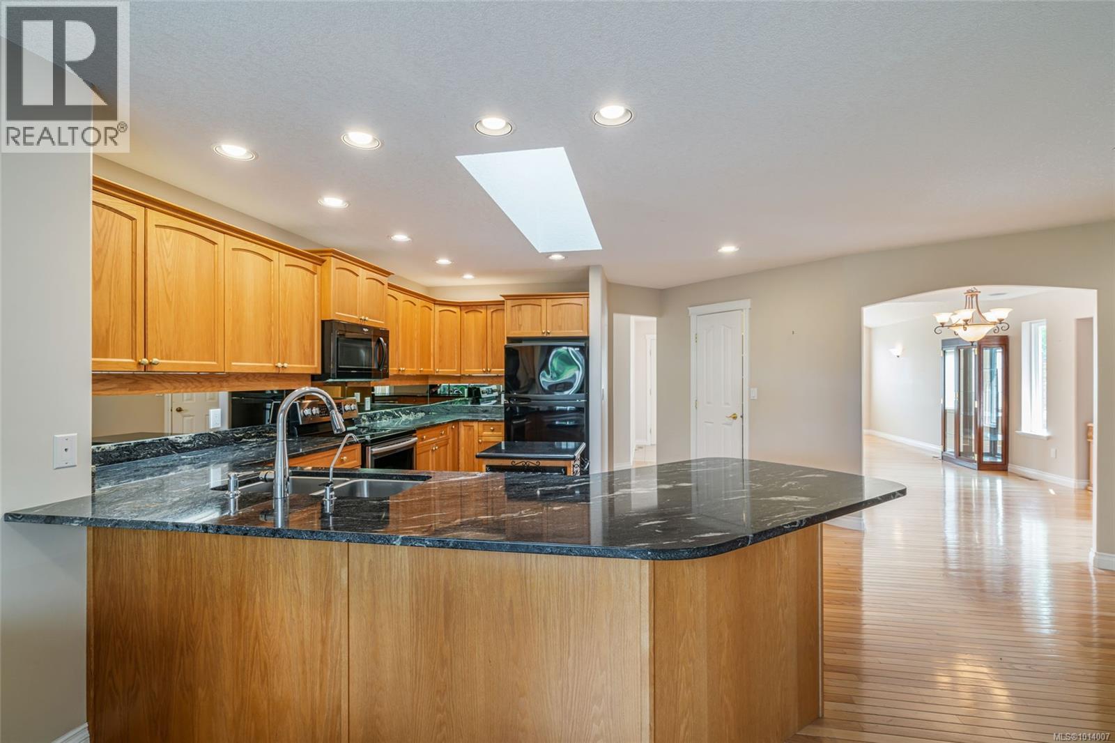133 Hamilton Ave, Parksville