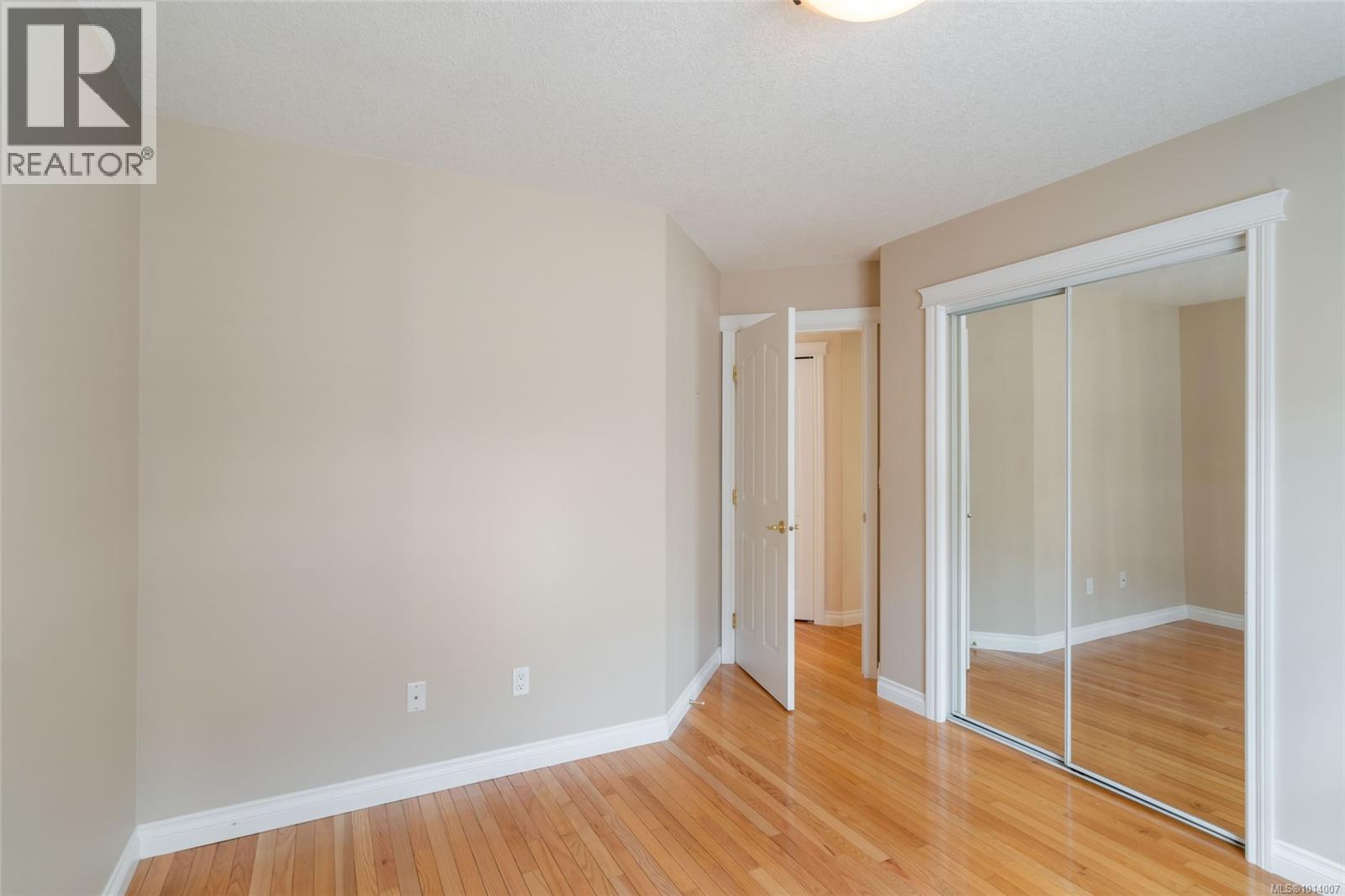 133 Hamilton Ave, Parksville