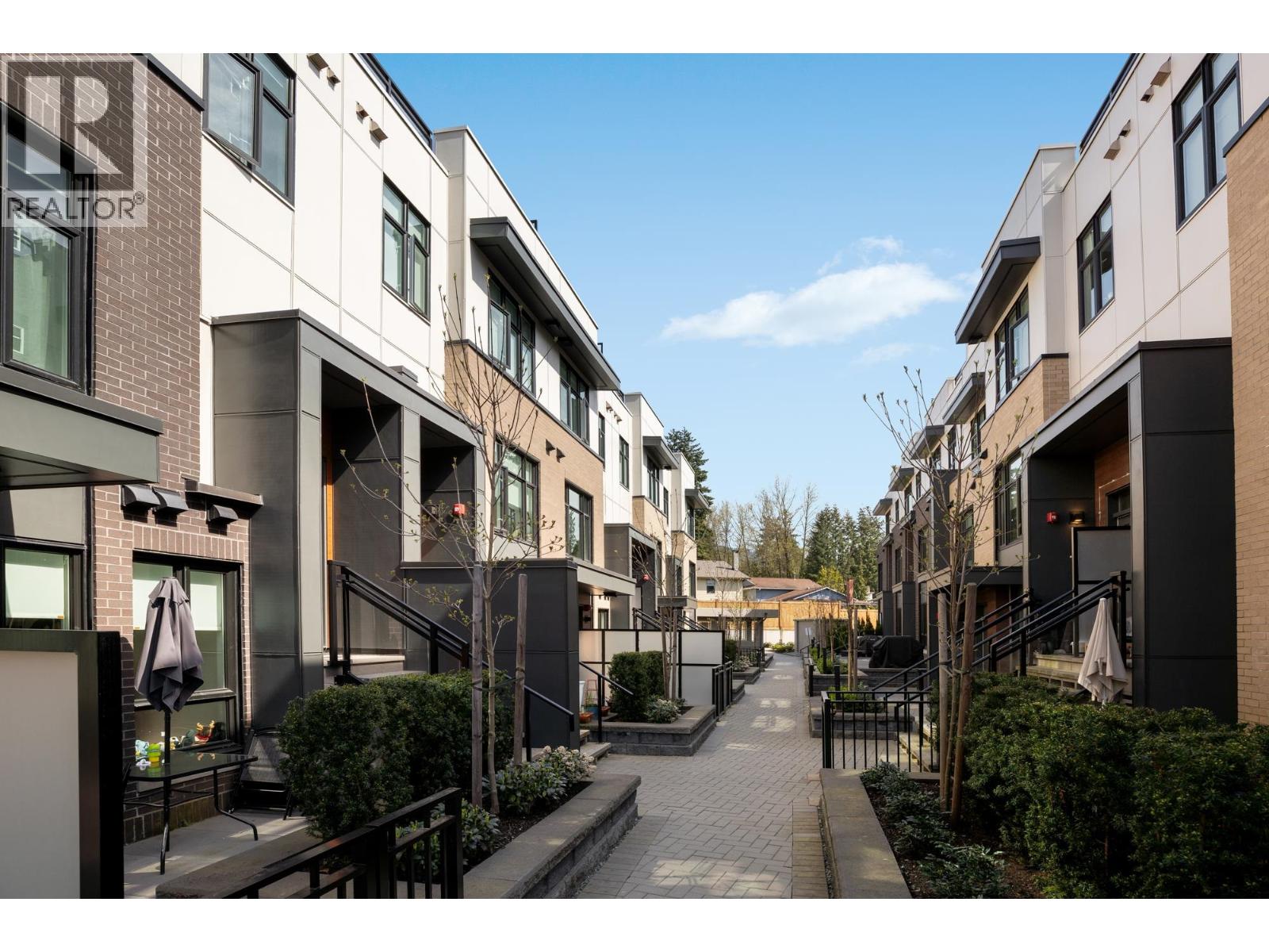 257 2035 GLENAIRE DRIVE, North Vancouver