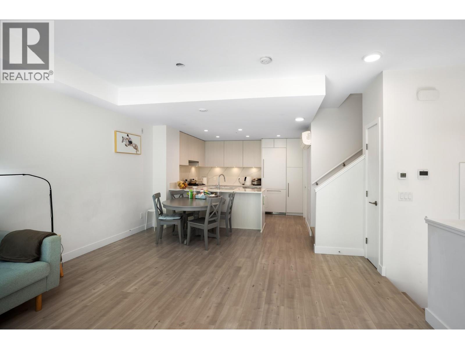 257 2035 GLENAIRE DRIVE, North Vancouver