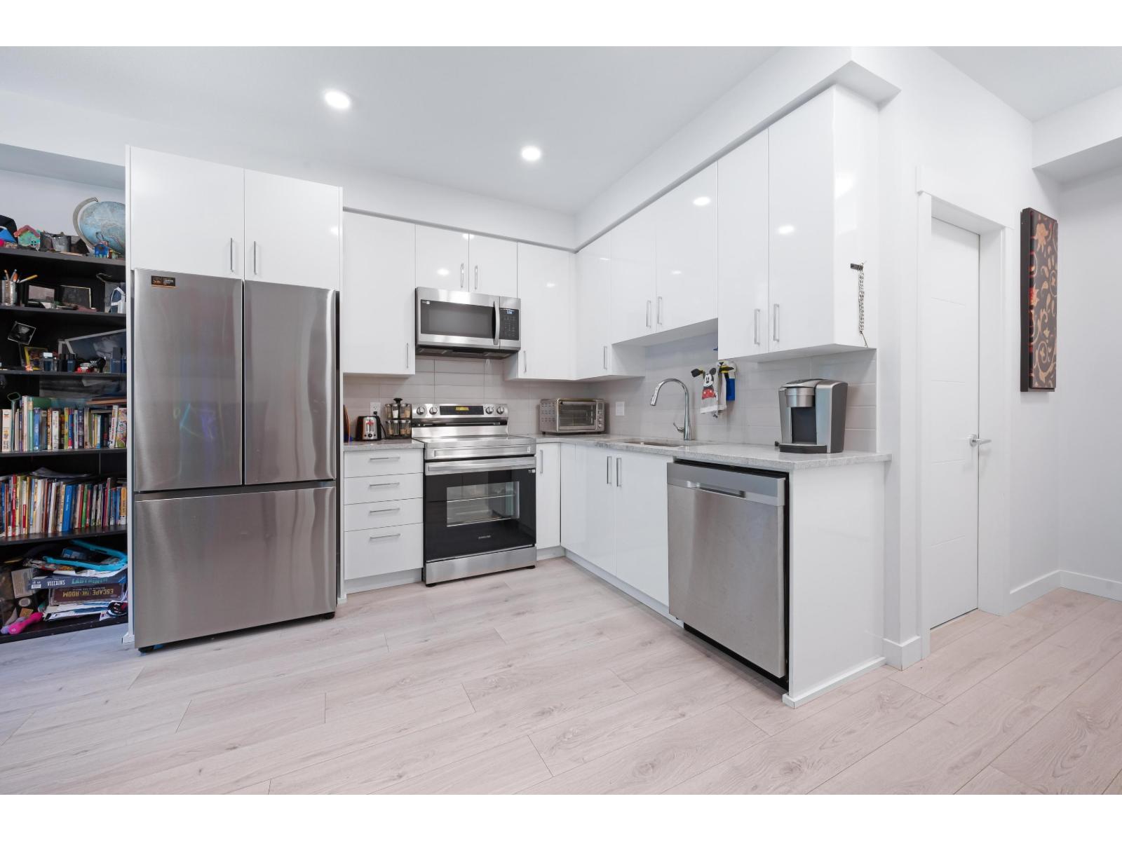 201 32690 14 AVENUE, Mission