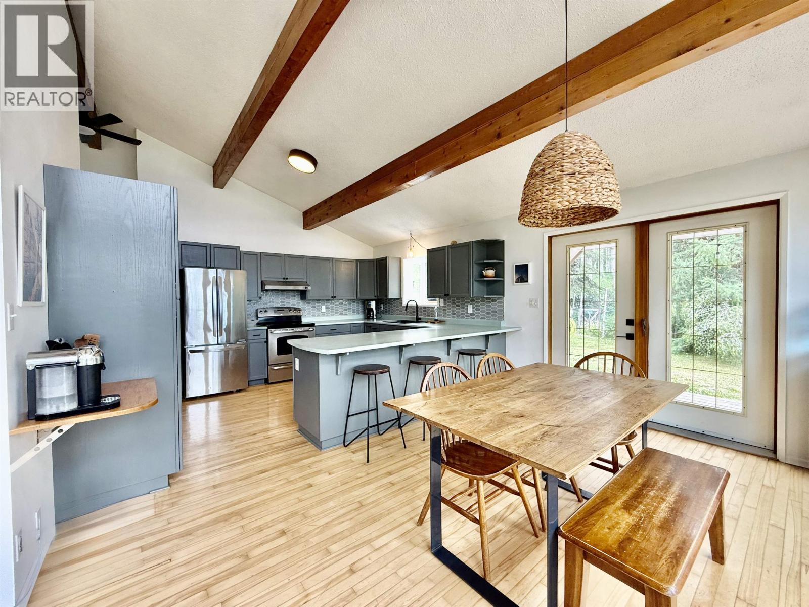 9199 BLUFF ROAD, Telkwa