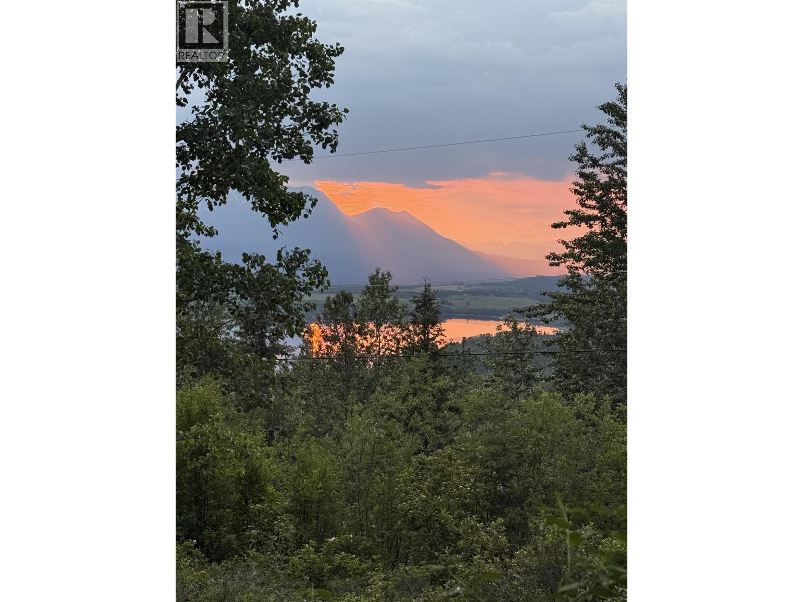 9199 BLUFF ROAD, Telkwa