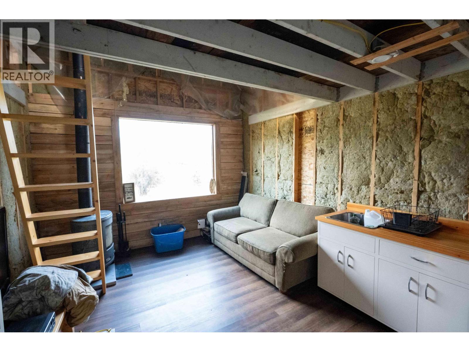 7470 CARIBOO CHALET ROAD, Deka Lake / Sulphurous / Hathaway Lakes
