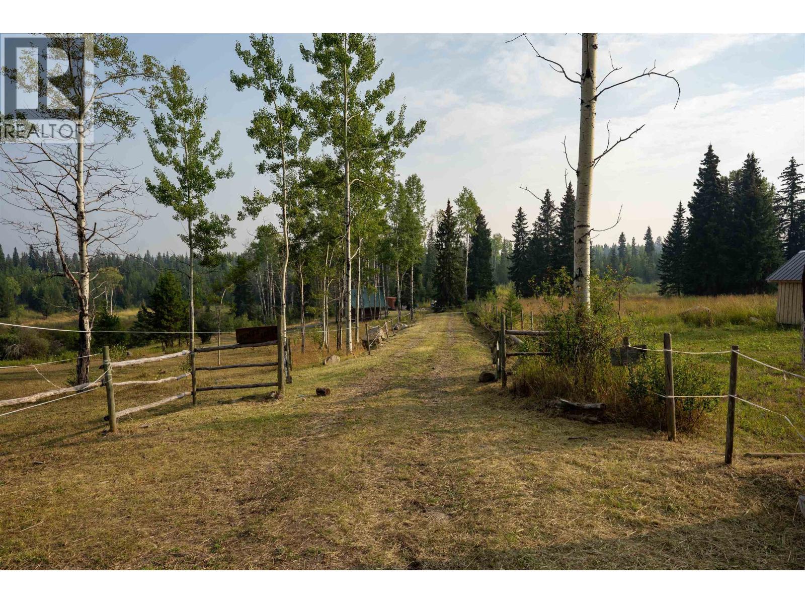 7470 CARIBOO CHALET ROAD, Deka Lake / Sulphurous / Hathaway Lakes