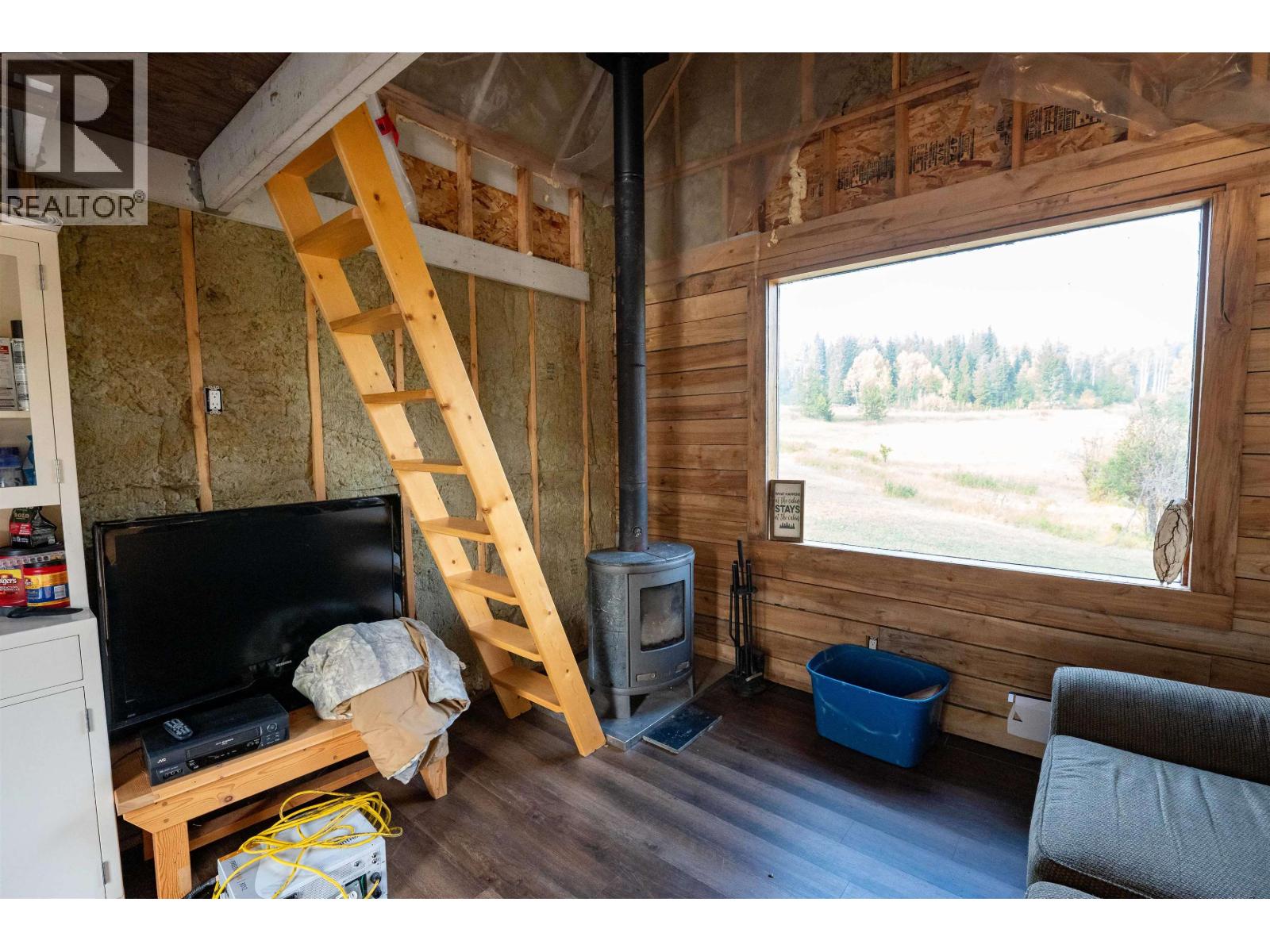 7470 CARIBOO CHALET ROAD, Deka Lake / Sulphurous / Hathaway Lakes