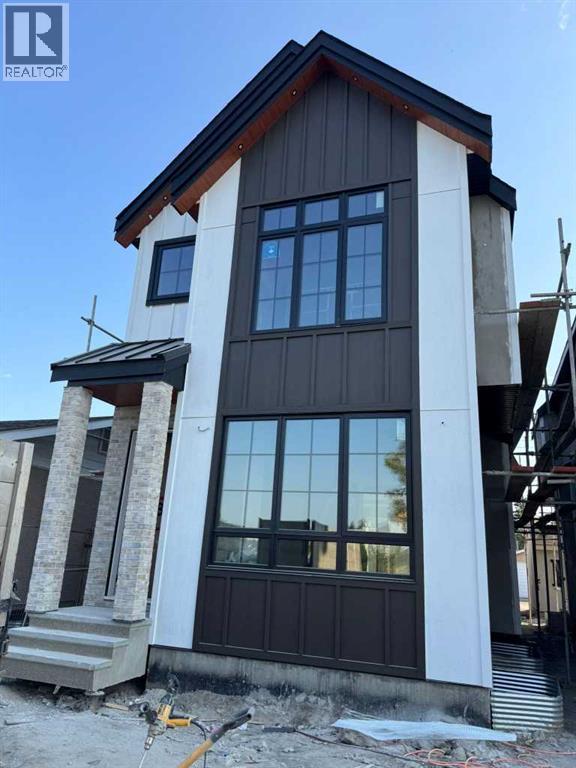 Single Family House for Sale in   Avenue SW North Glenmore Park Calgary 