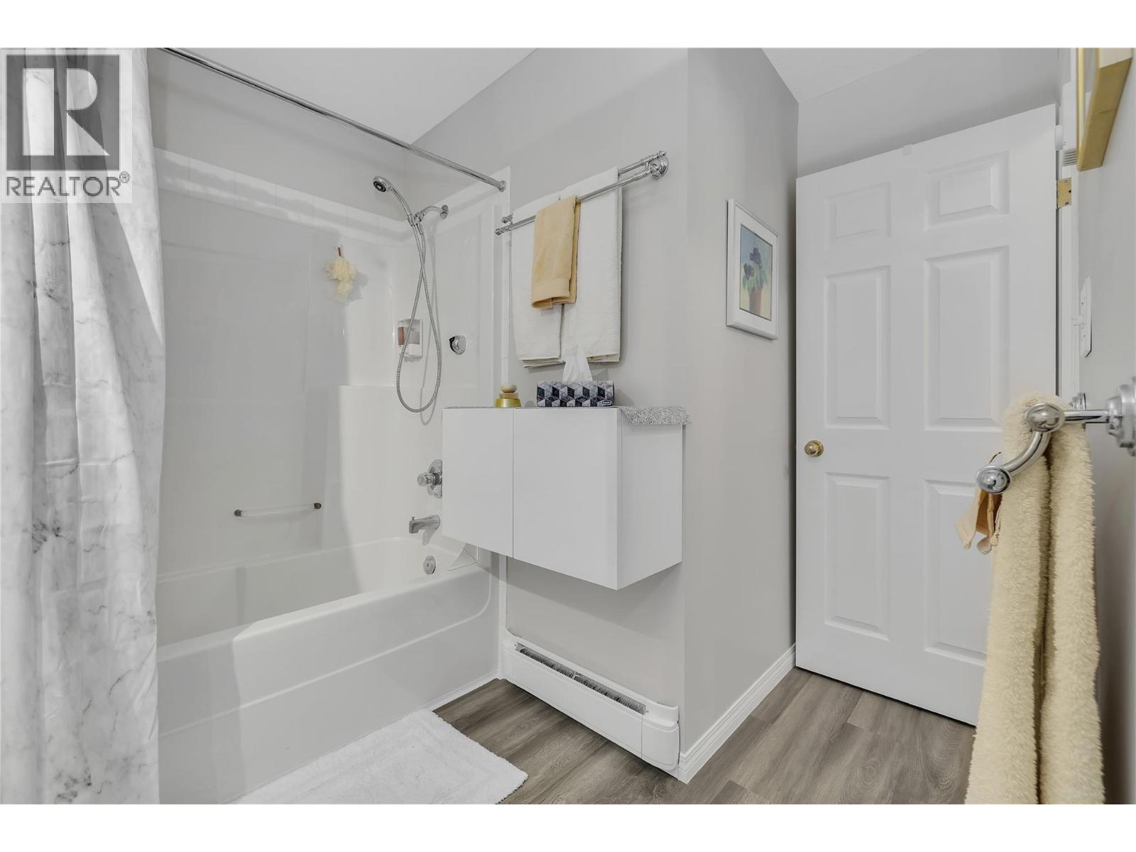 215 Kettleview Road Unit# 402, Big White