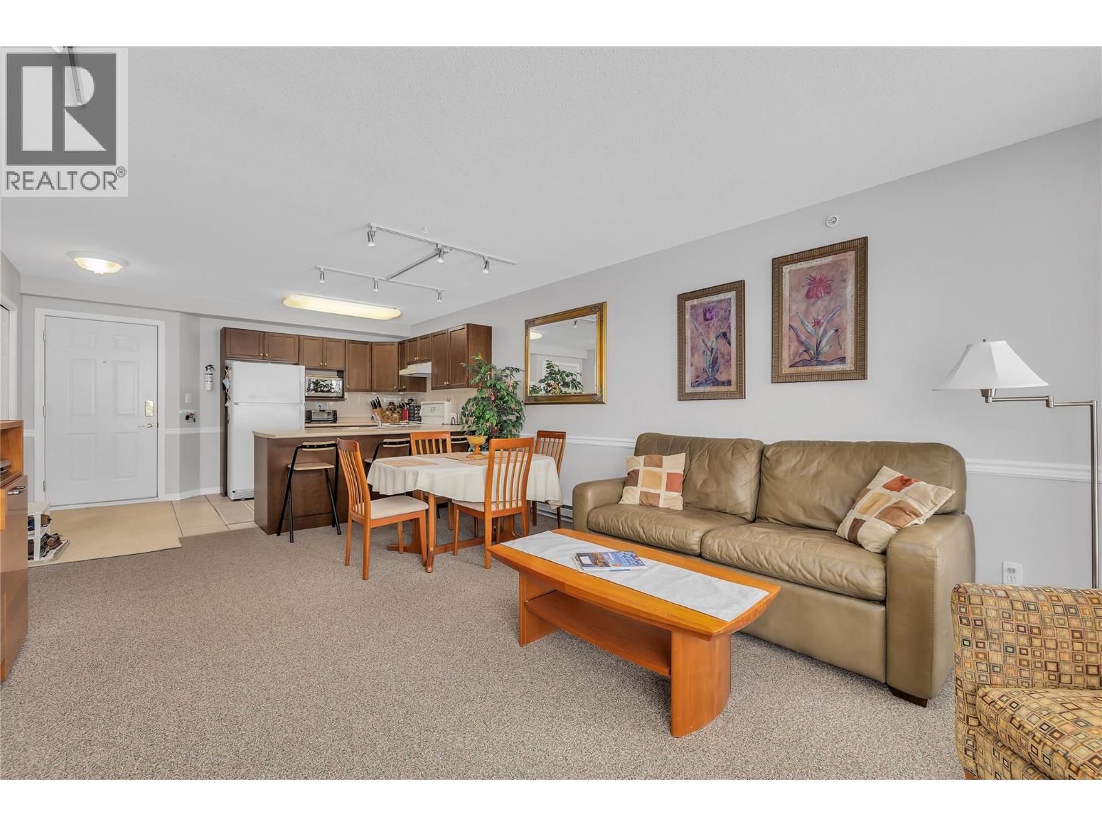 215 Kettleview Road Unit# 402, Big White