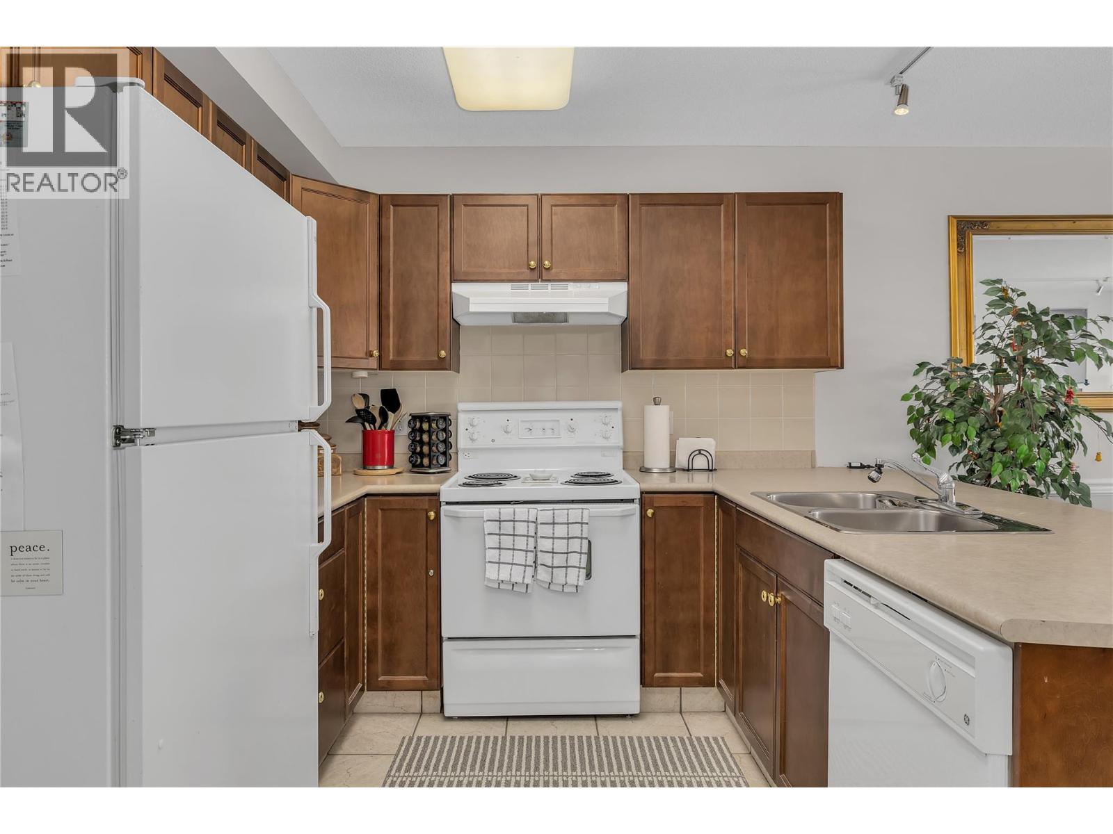 215 Kettleview Road Unit# 402, Big White