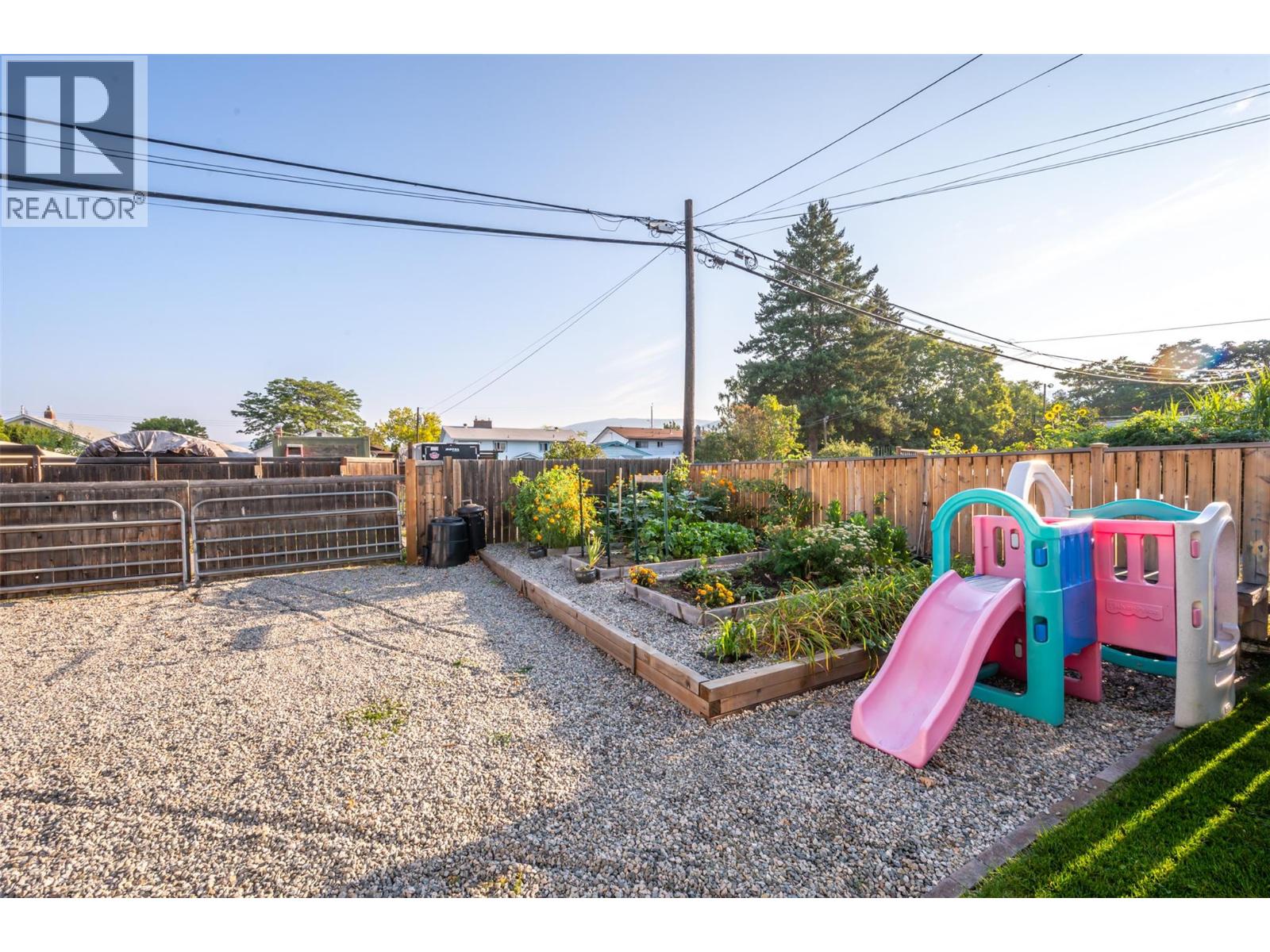  271 Douglas Avenue, Penticton
