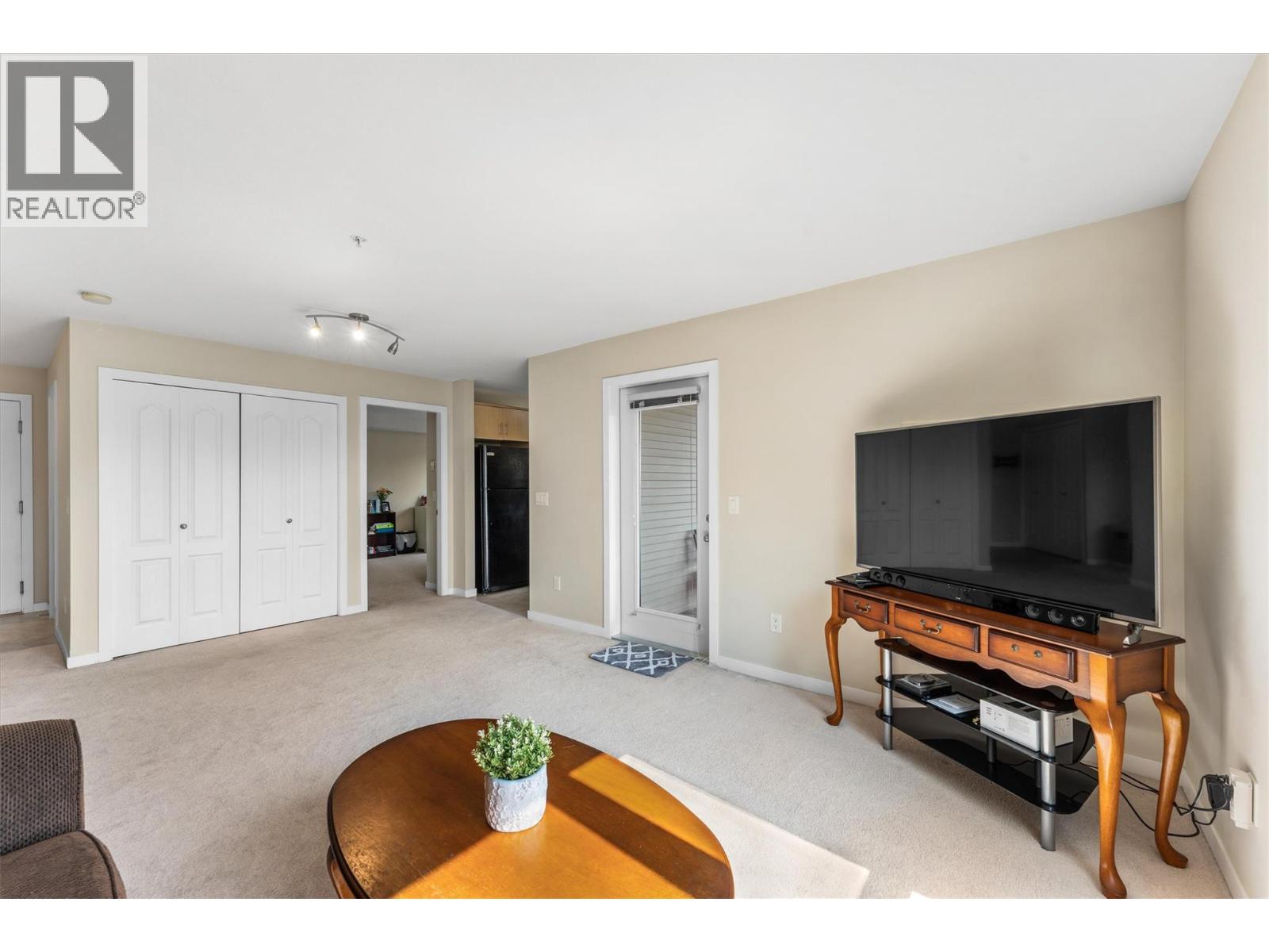 3109 325 McIntosh Road, Kelowna