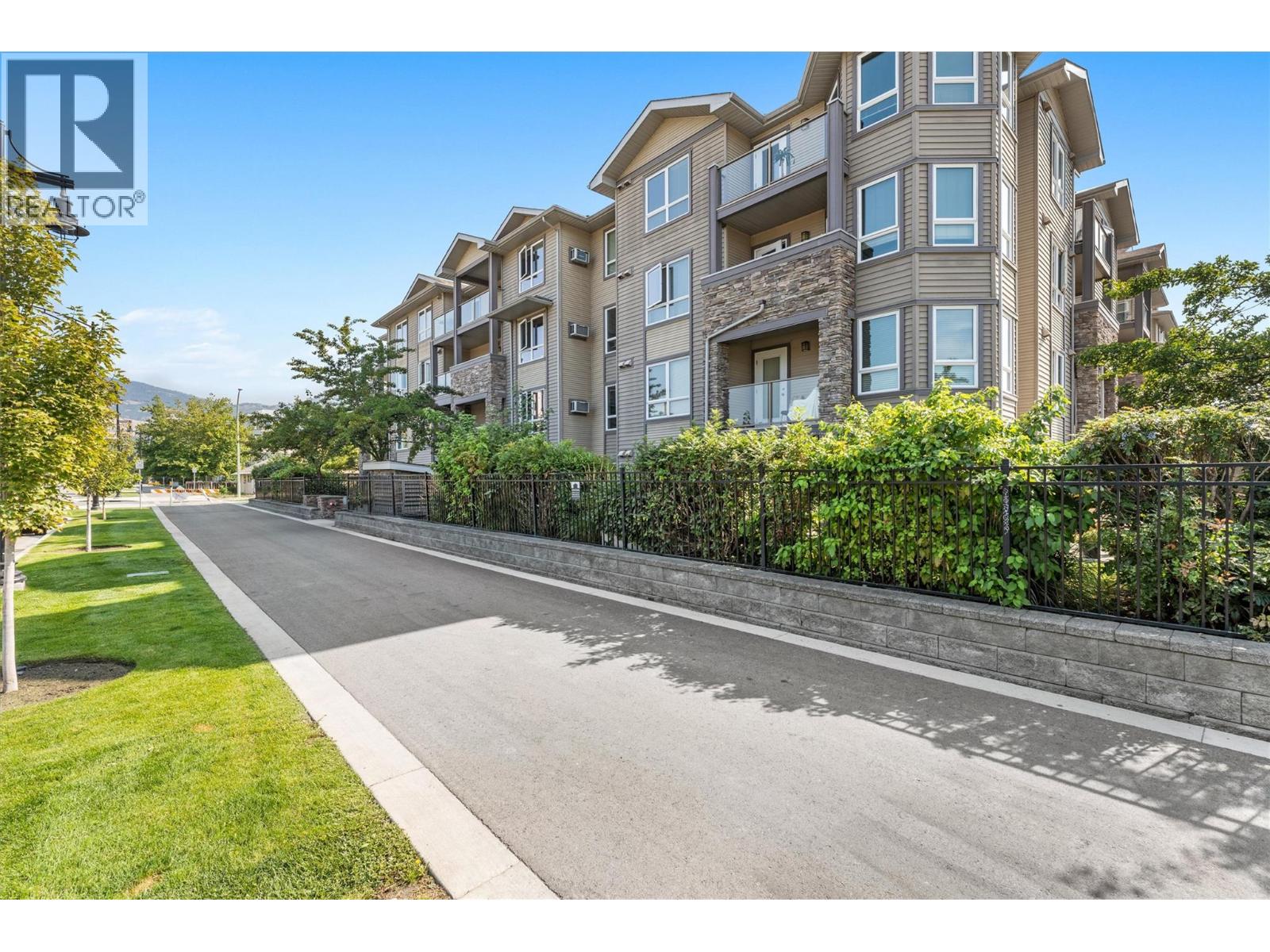 3109 325 McIntosh Road, Kelowna