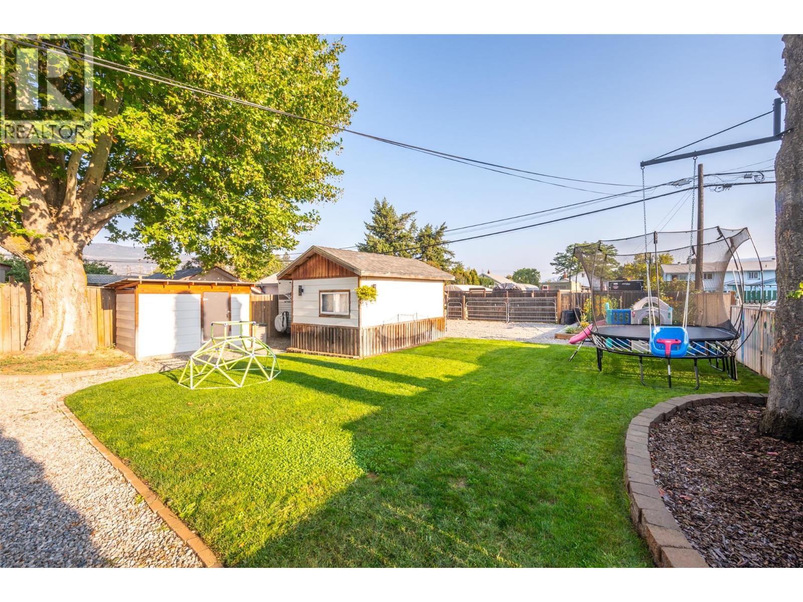  271 Douglas Avenue, Penticton