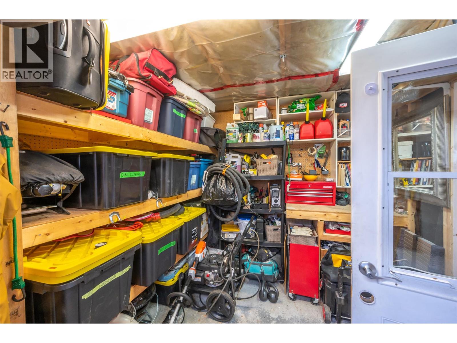  271 Douglas Avenue, Penticton