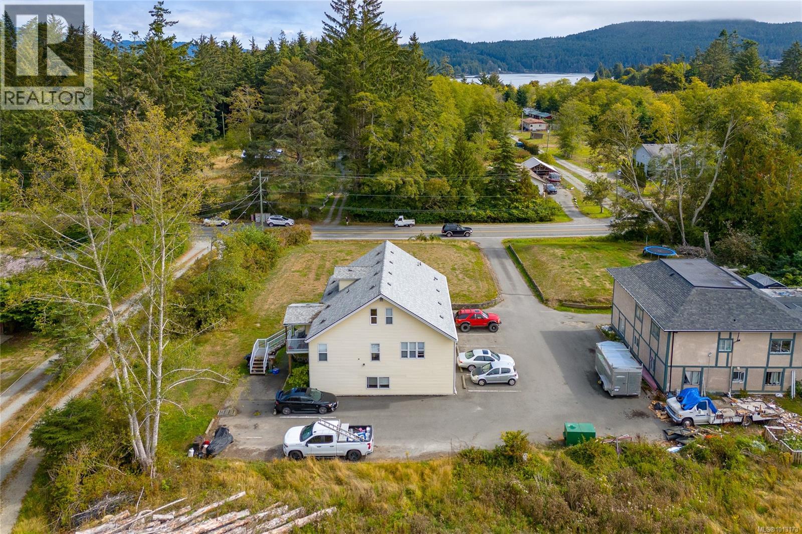  1682 Whiffin Spit Road, Sooke